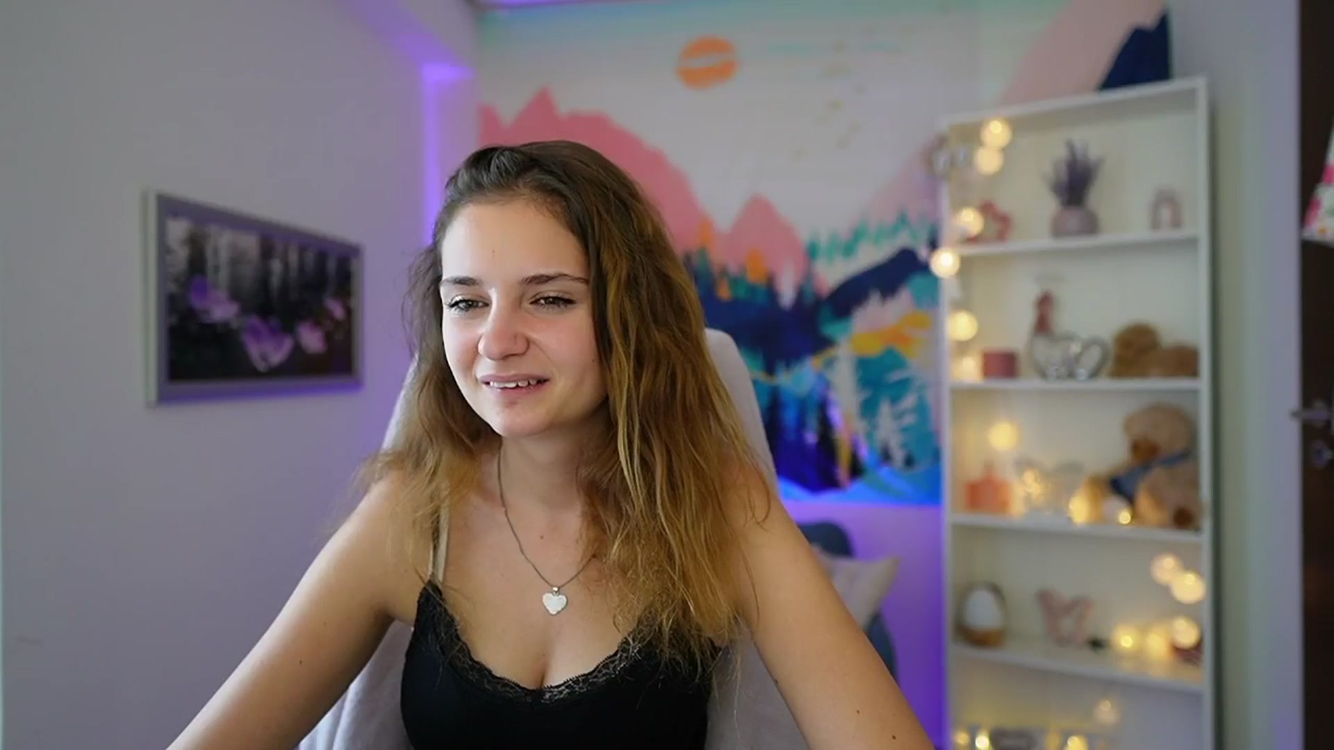 Gallery image thumbnail from Vina_Sky's myfreecams stream on, 08/15/2024, 11:04 image 19 of 20