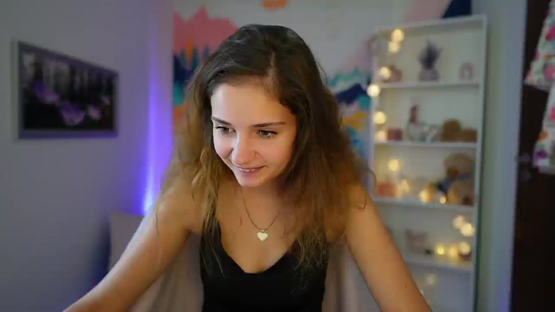 Gallery image thumbnail from Vina_Sky's myfreecams stream on, 08/16/2024, 11:13 image 8 of 20