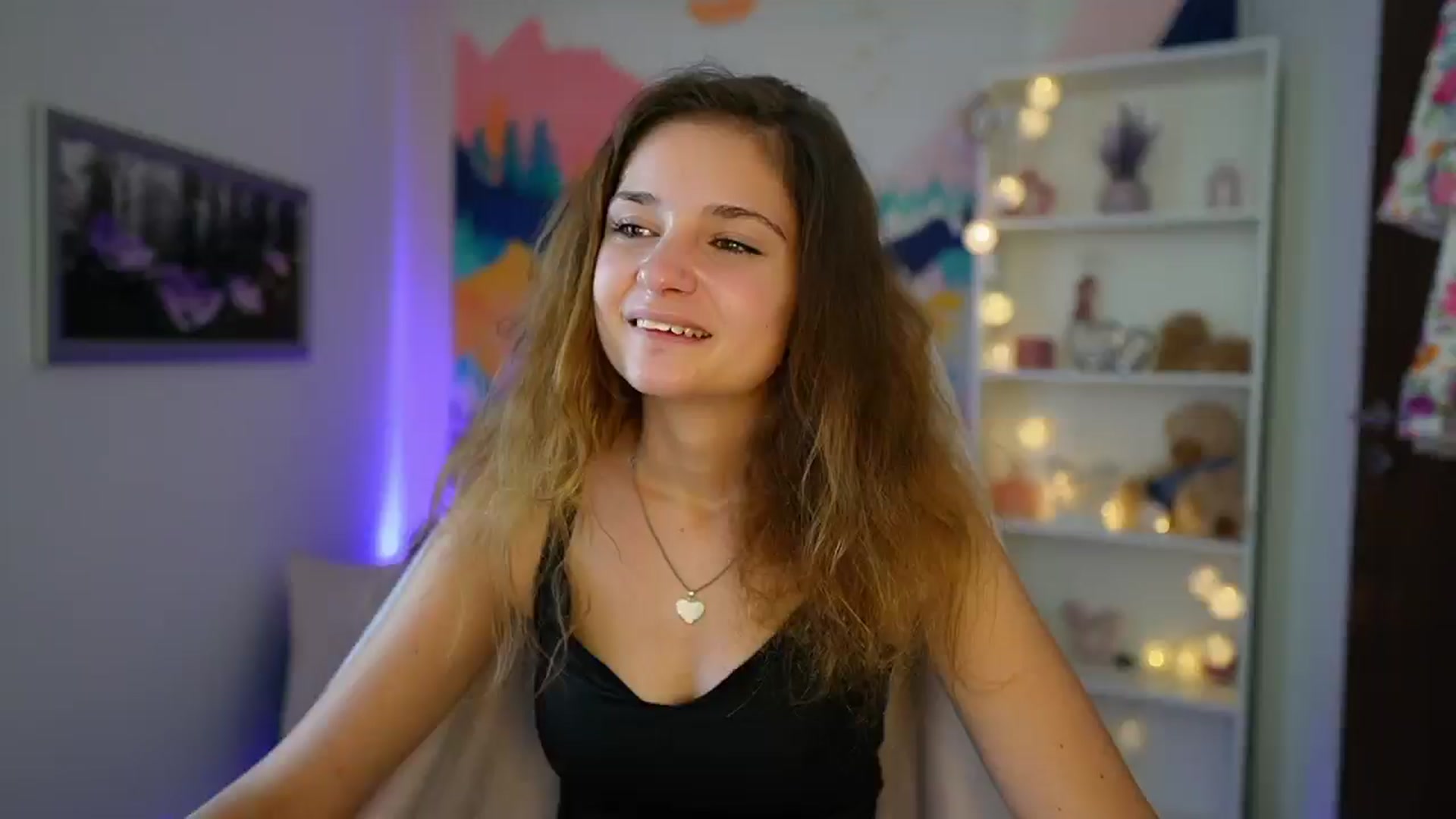 Gallery image thumbnail from Vina_Sky's myfreecams stream on, 08/16/2024, 11:13 image 15 of 20