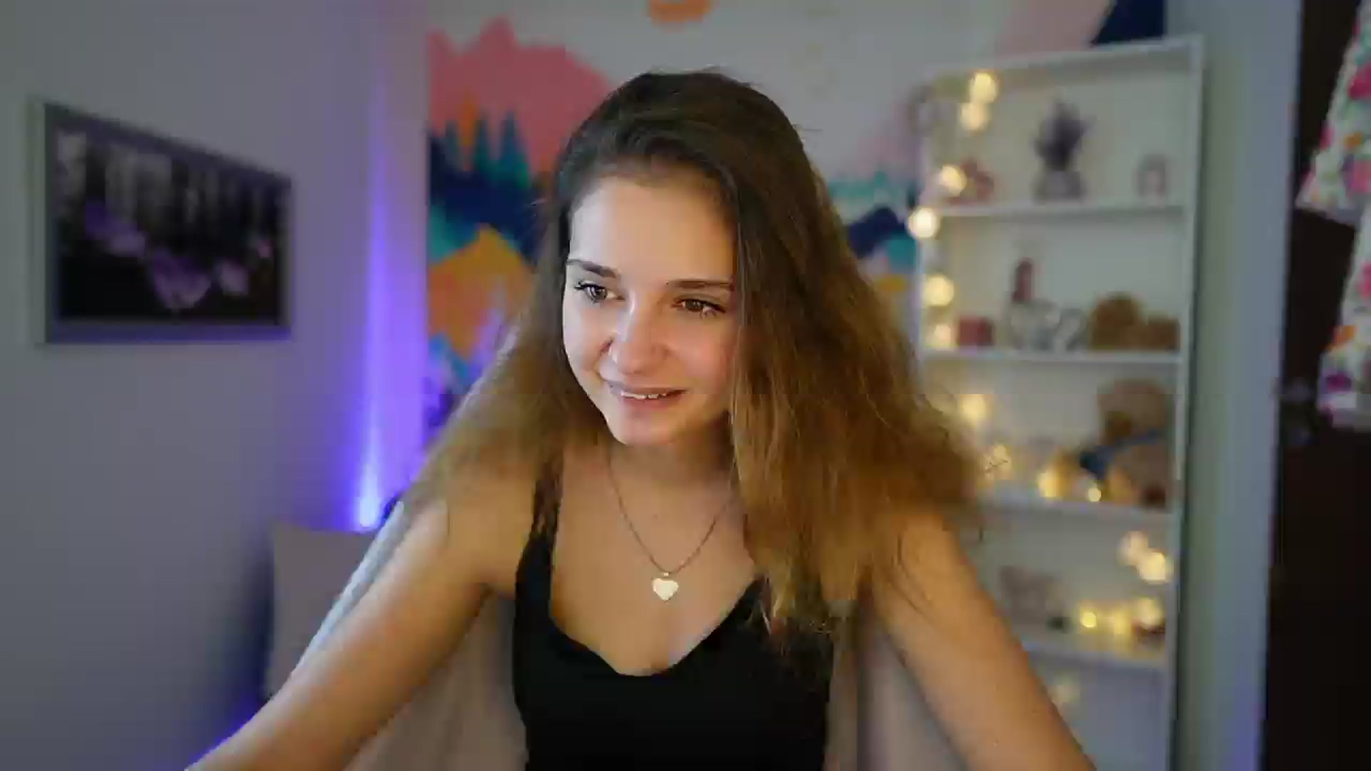 Gallery image thumbnail from Vina_Sky's myfreecams stream on, 08/16/2024, 11:13 image 18 of 20