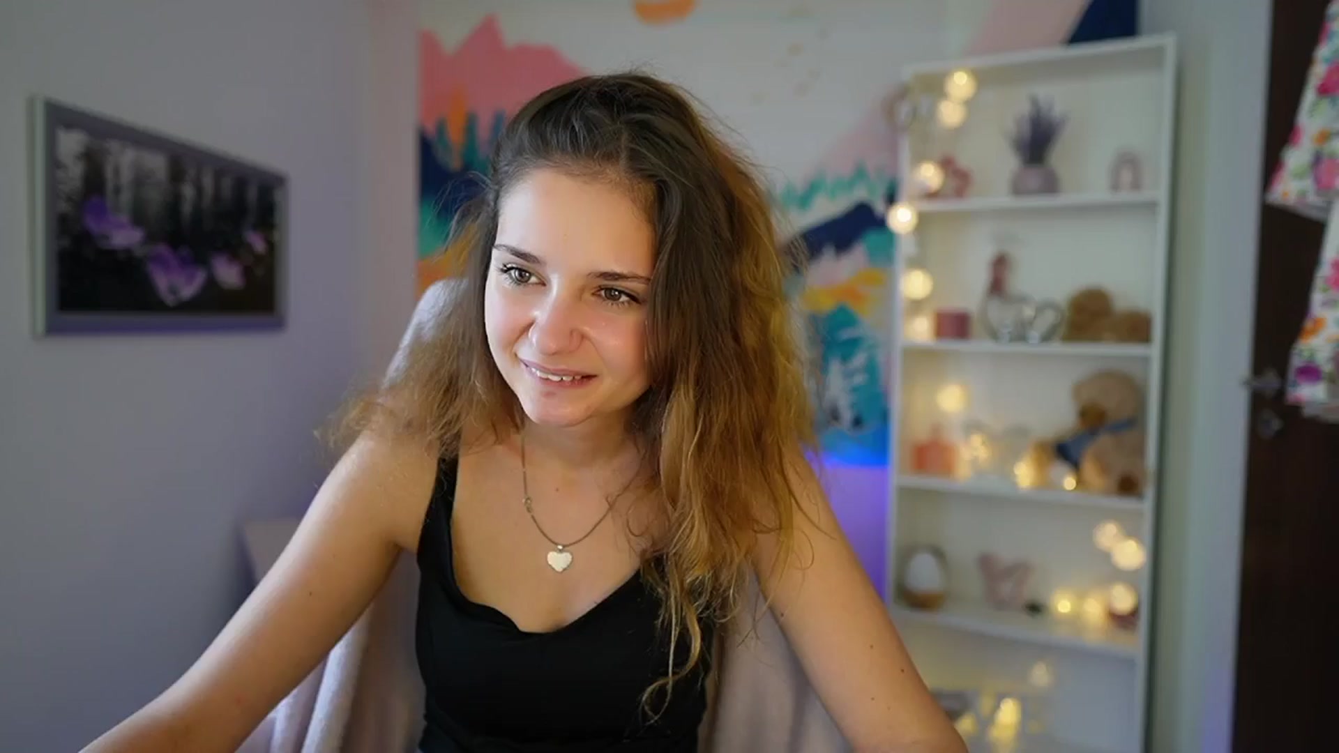 Gallery image thumbnail from Vina_Sky's myfreecams stream on, 08/16/2024, 13:00 image 15 of 20