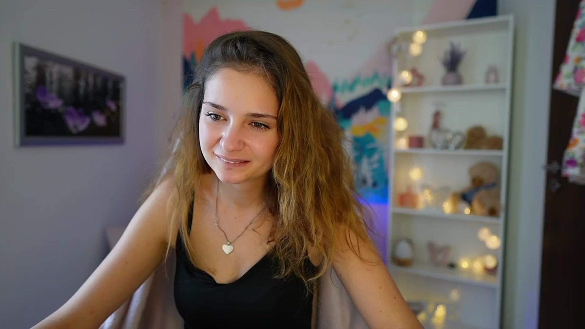 Gallery image thumbnail from Vina_Sky's myfreecams stream on, 08/16/2024, 13:00 image 11 of 20