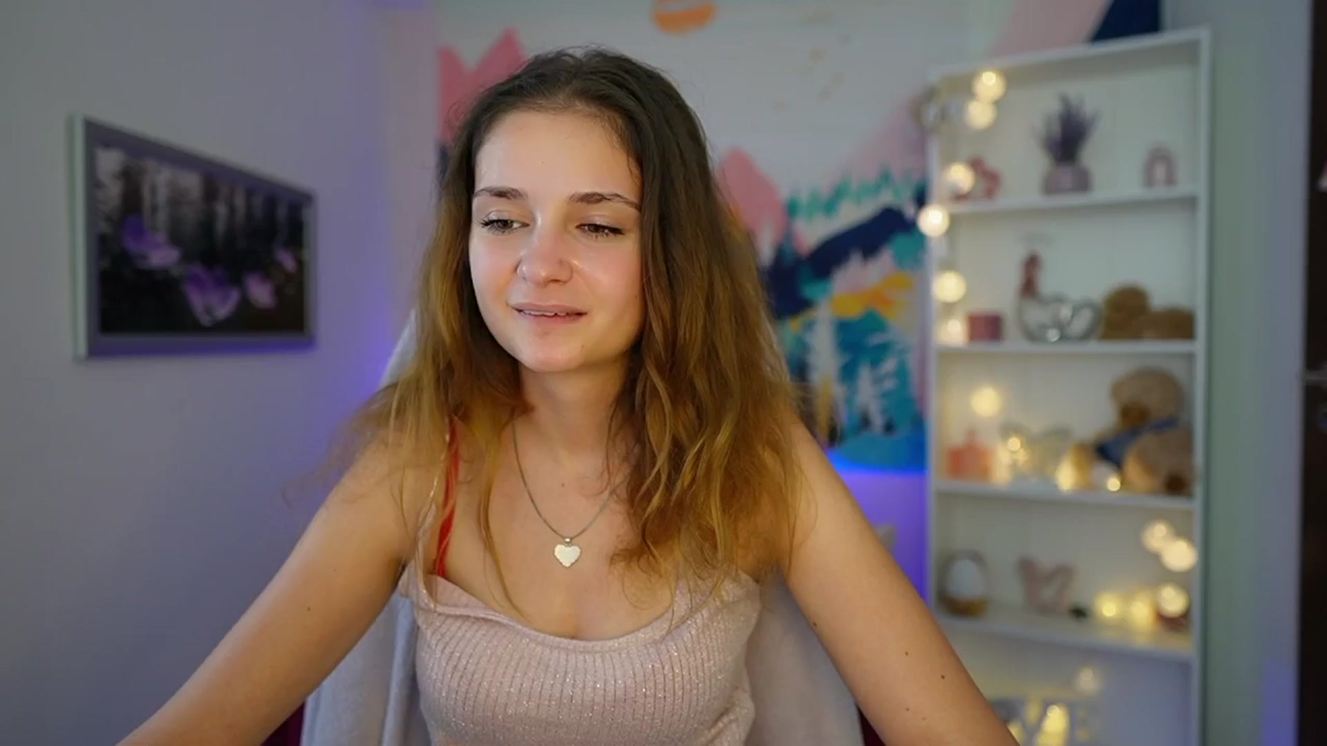 Gallery image thumbnail from Vina_Sky's myfreecams stream on, 08/17/2024, 11:46 image 14 of 20