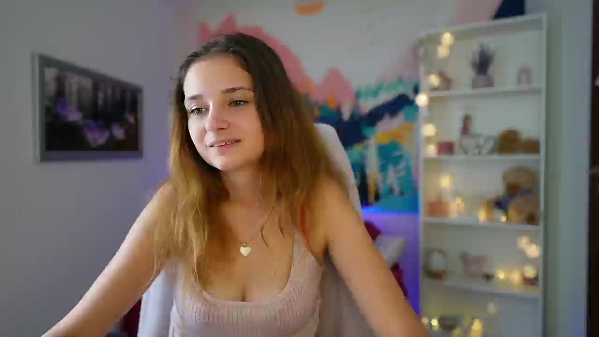 Gallery image thumbnail from Vina_Sky's myfreecams stream on, 08/17/2024, 13:53 image 7 of 20