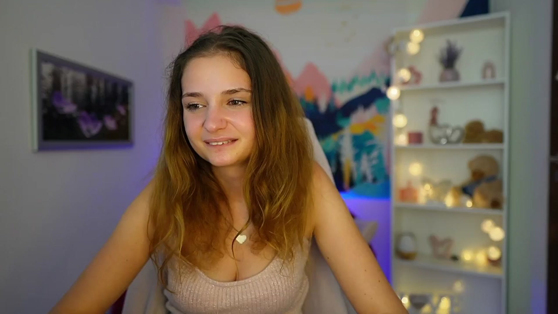 Gallery image thumbnail from Vina_Sky's myfreecams stream on, 08/17/2024, 18:08 image 19 of 20
