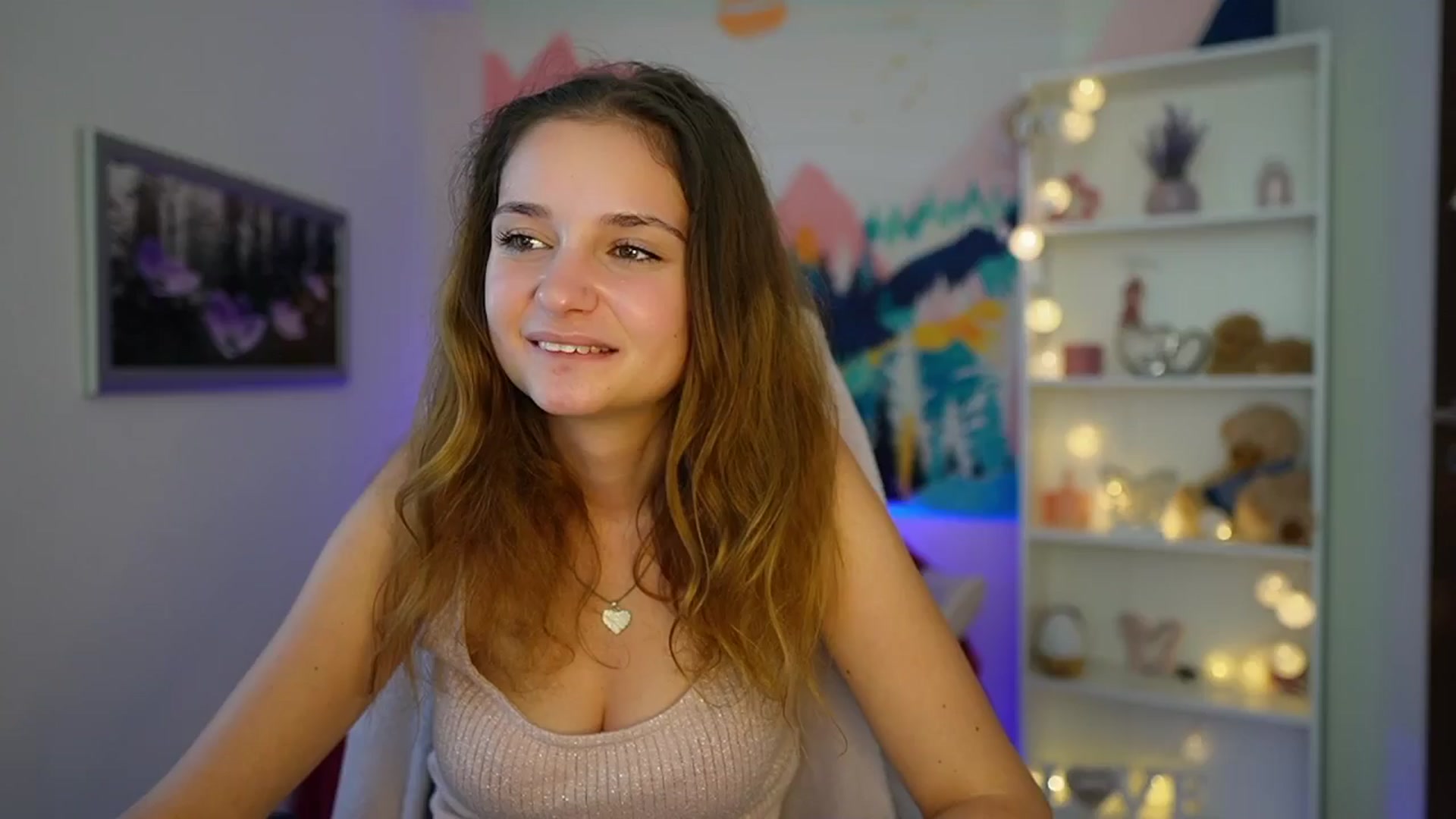Gallery image thumbnail from Vina_Sky's myfreecams stream on, 08/17/2024, 18:08 image 9 of 20