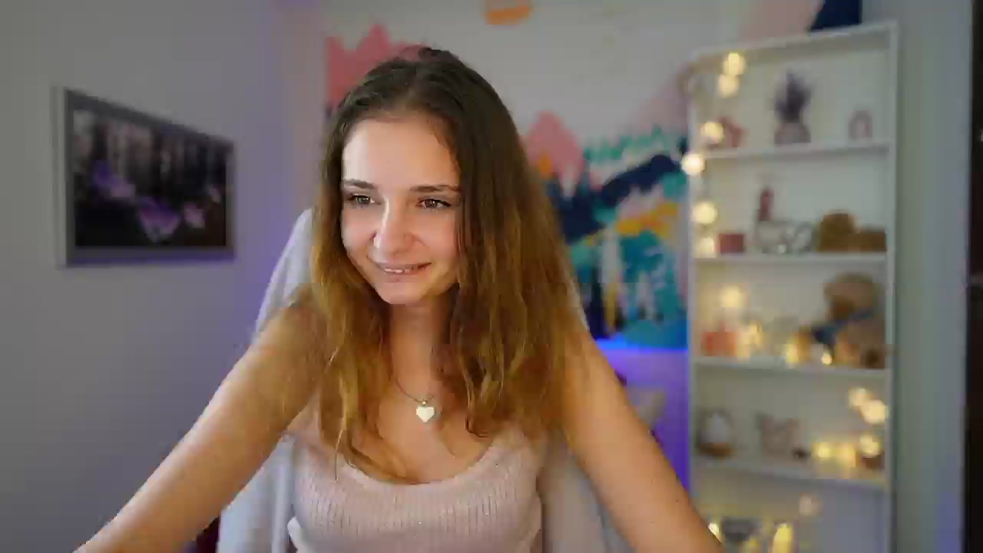 Gallery image thumbnail from Vina_Sky's myfreecams stream on, 08/17/2024, 18:08 image 3 of 20