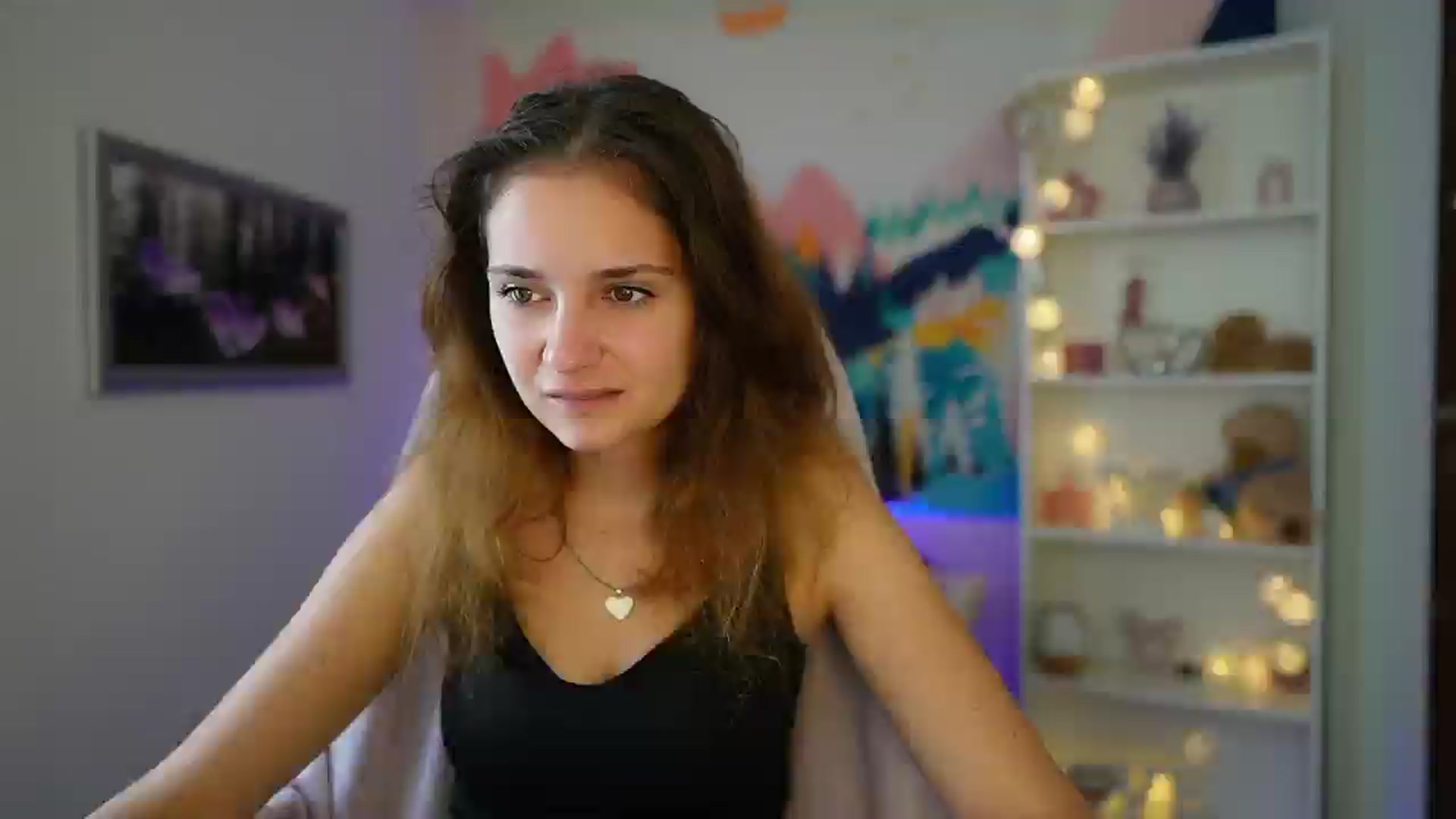 Gallery image thumbnail from Vina_Sky's myfreecams stream on, 08/18/2024, 10:16 image 14 of 20