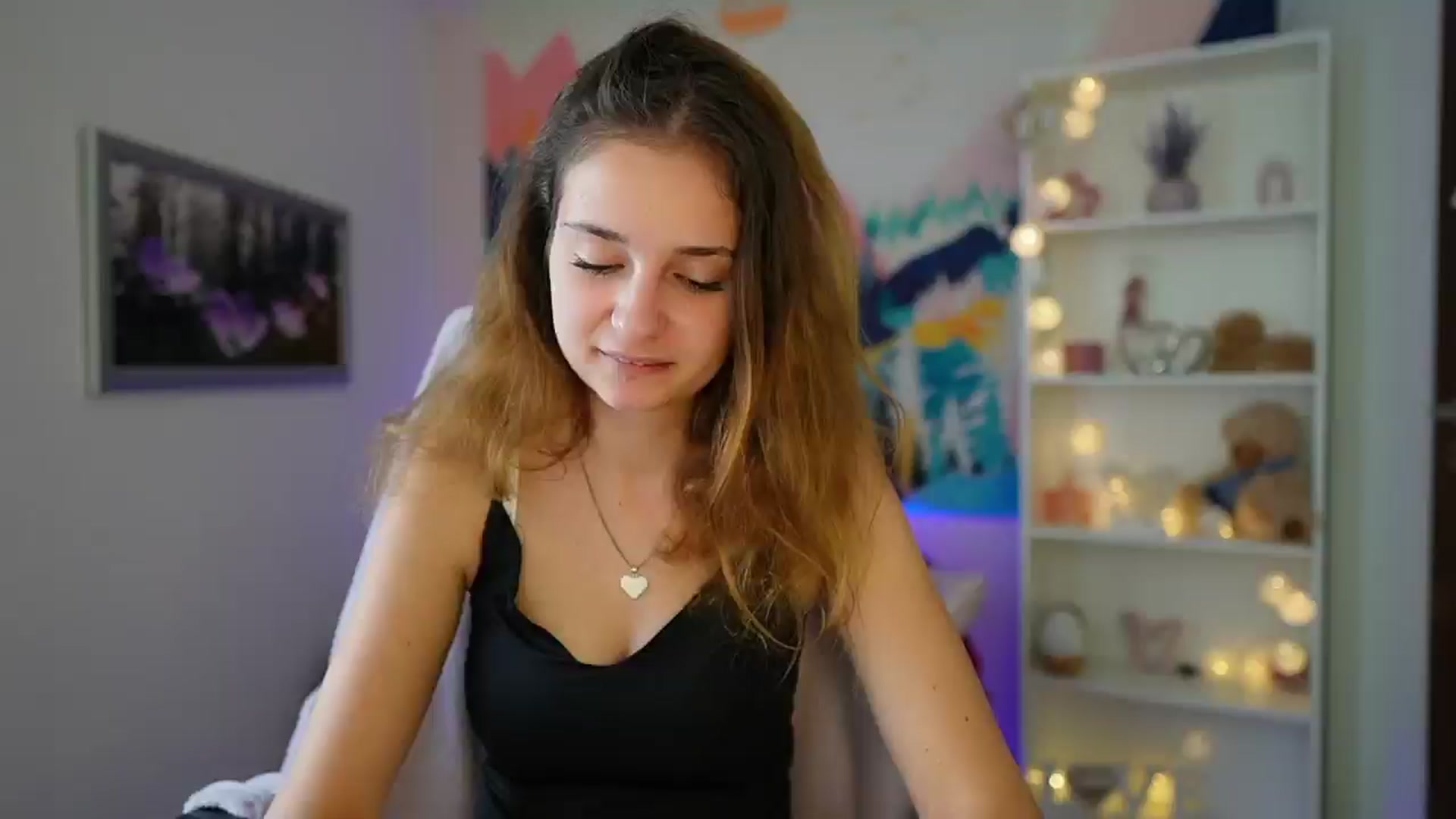 Gallery image thumbnail from Vina_Sky's myfreecams stream on, 08/18/2024, 10:16 image 7 of 20