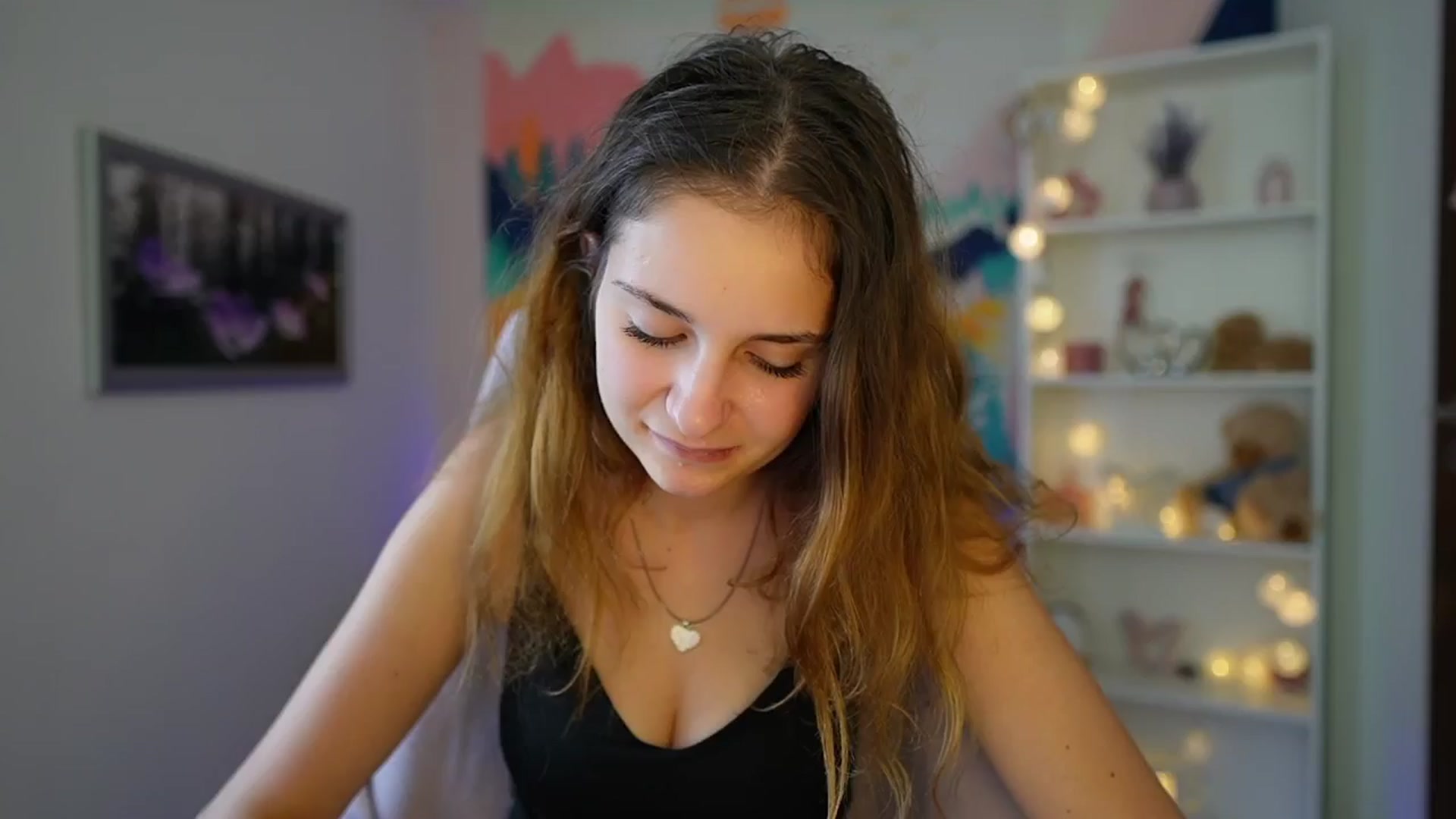 Gallery image thumbnail from Vina_Sky's myfreecams stream on, 08/18/2024, 12:35 image 11 of 20