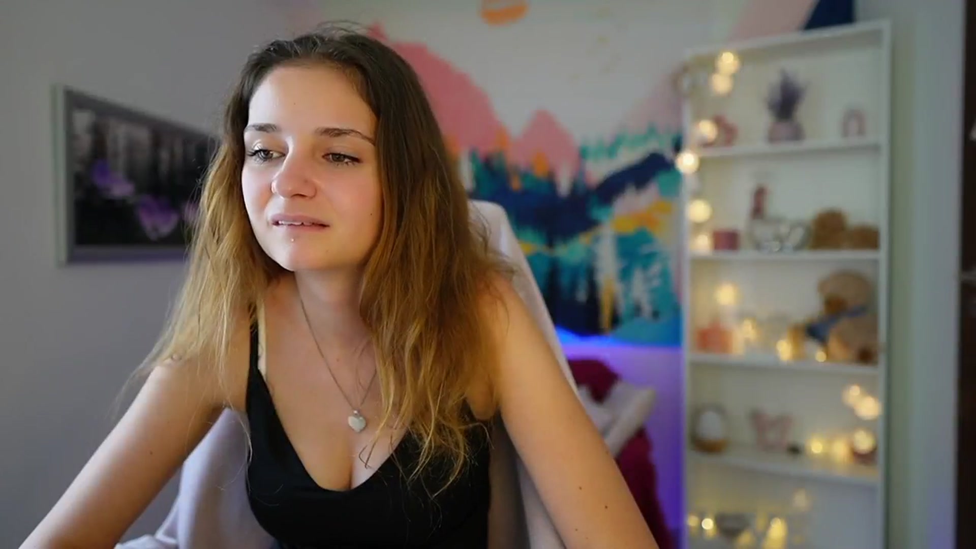 Gallery image thumbnail from Vina_Sky's myfreecams stream on, 08/18/2024, 14:19 image 10 of 20