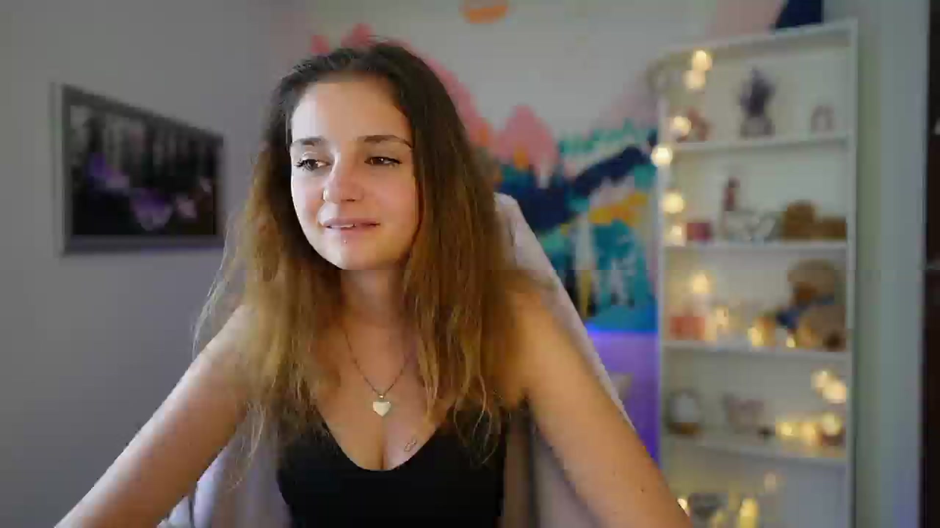 Gallery image thumbnail from Vina_Sky's myfreecams stream on, 08/18/2024, 14:19 image 8 of 20