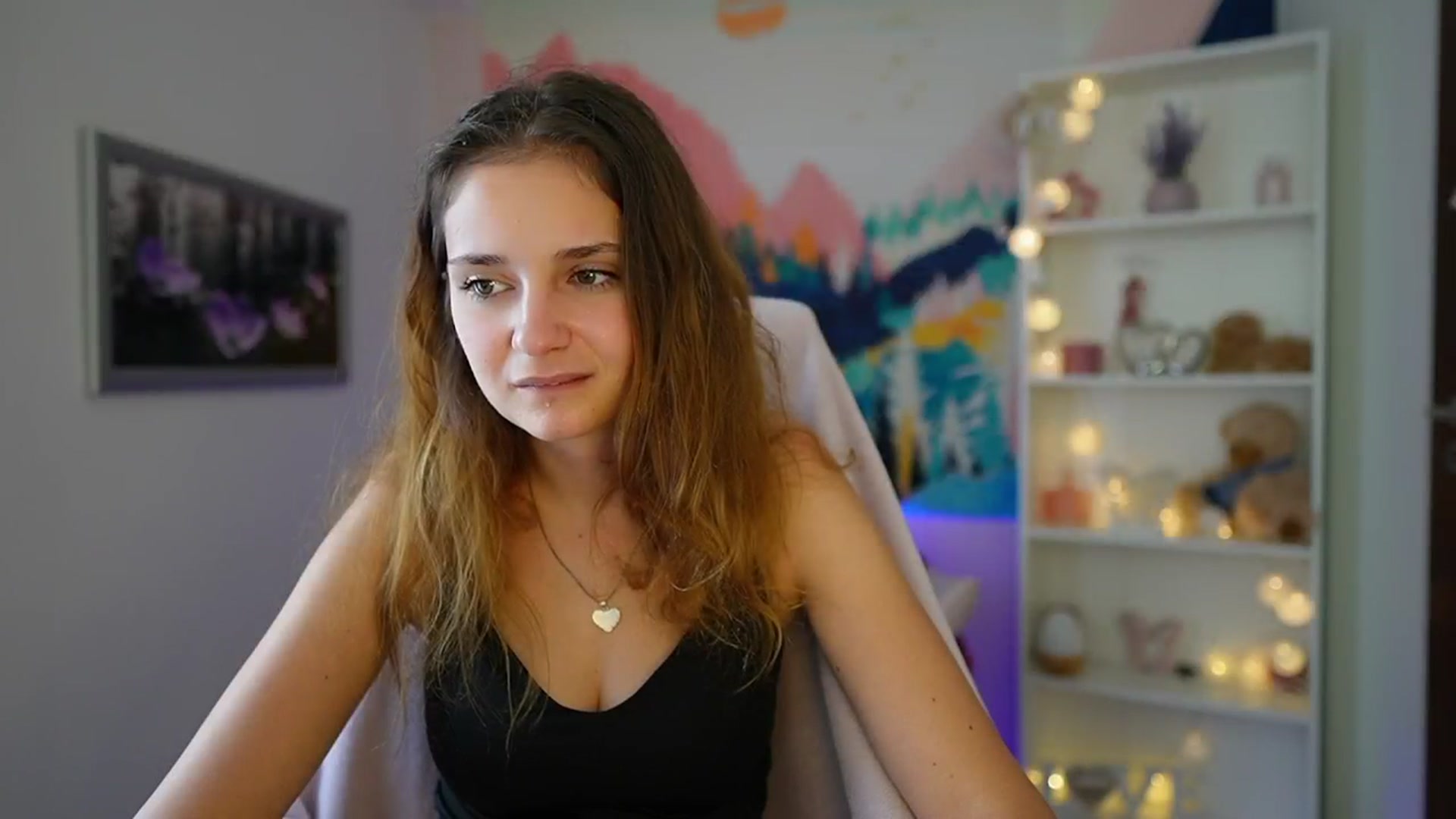 Gallery image thumbnail from Vina_Sky's myfreecams stream on, 08/18/2024, 14:19 image 18 of 20