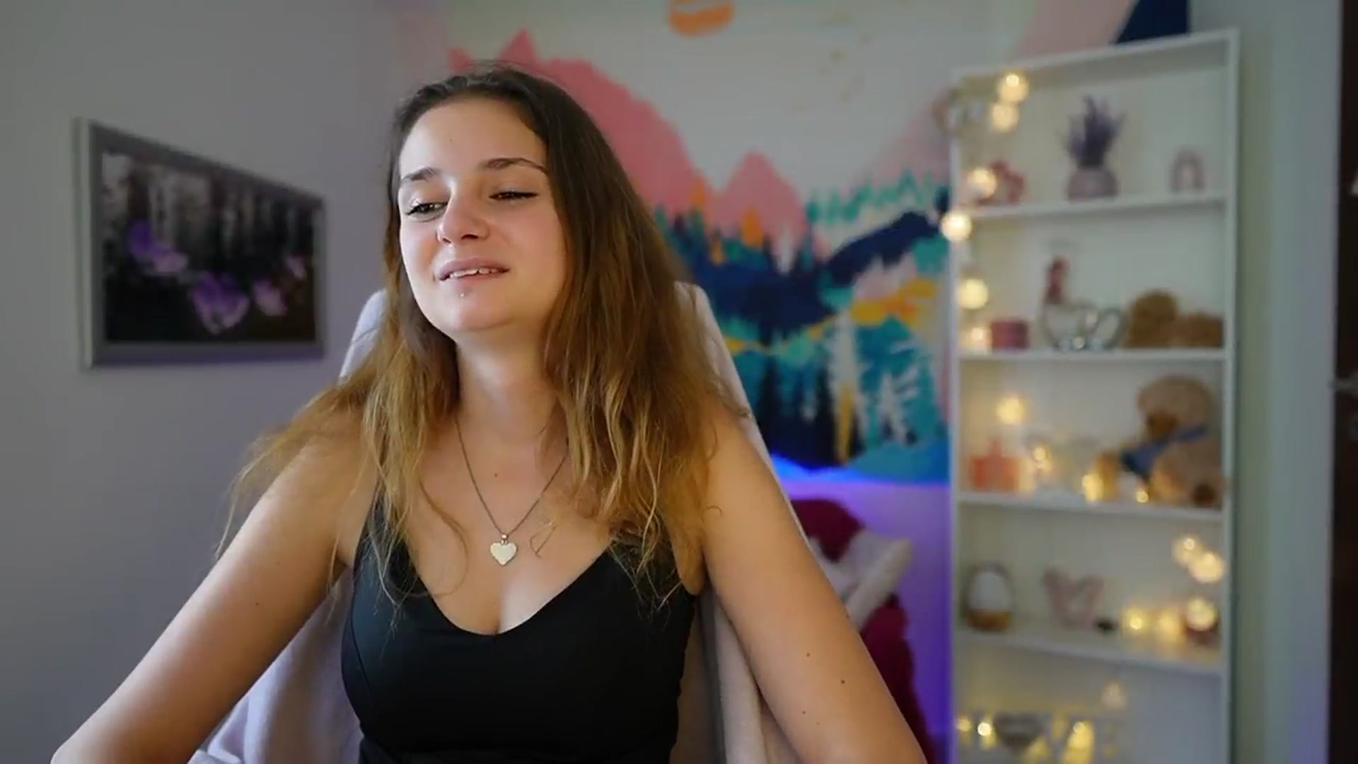 Gallery image thumbnail from Vina_Sky's myfreecams stream on, 08/18/2024, 14:19 image 12 of 20