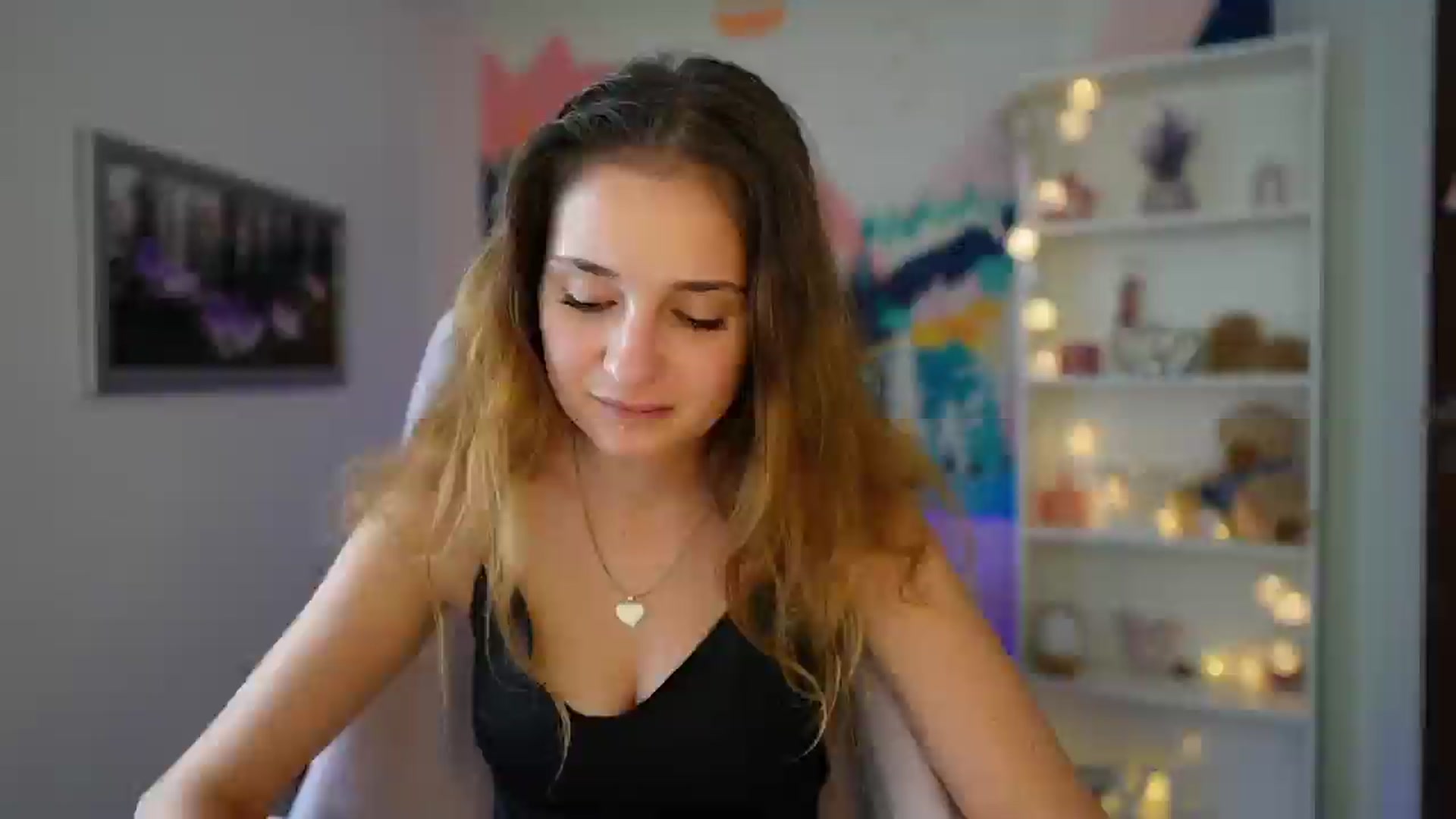 Gallery image thumbnail from Vina_Sky's myfreecams stream on, 08/18/2024, 15:24 image 13 of 20