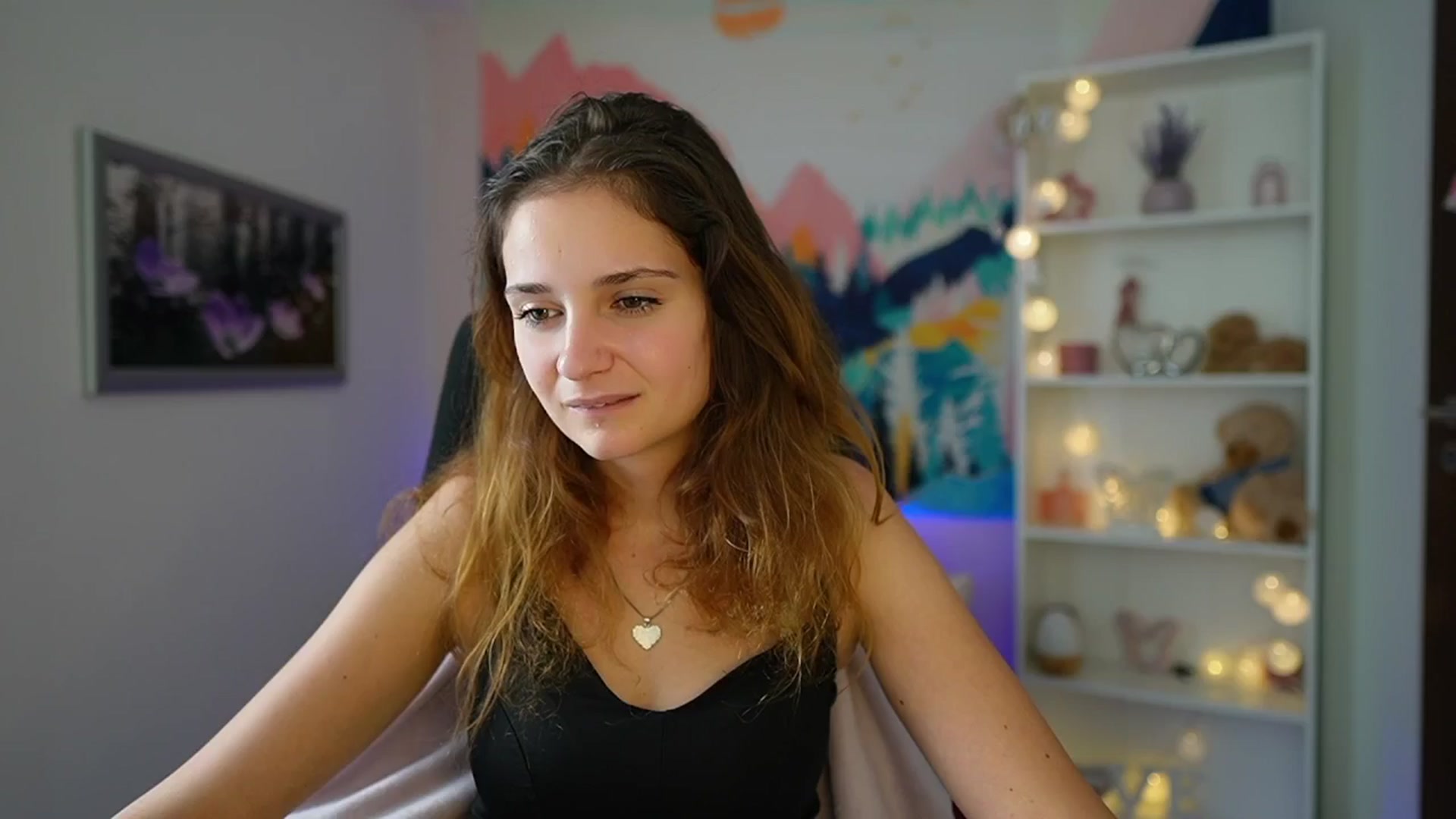 Gallery image thumbnail from Vina_Sky's myfreecams stream on, 08/18/2024, 16:40 image 18 of 20