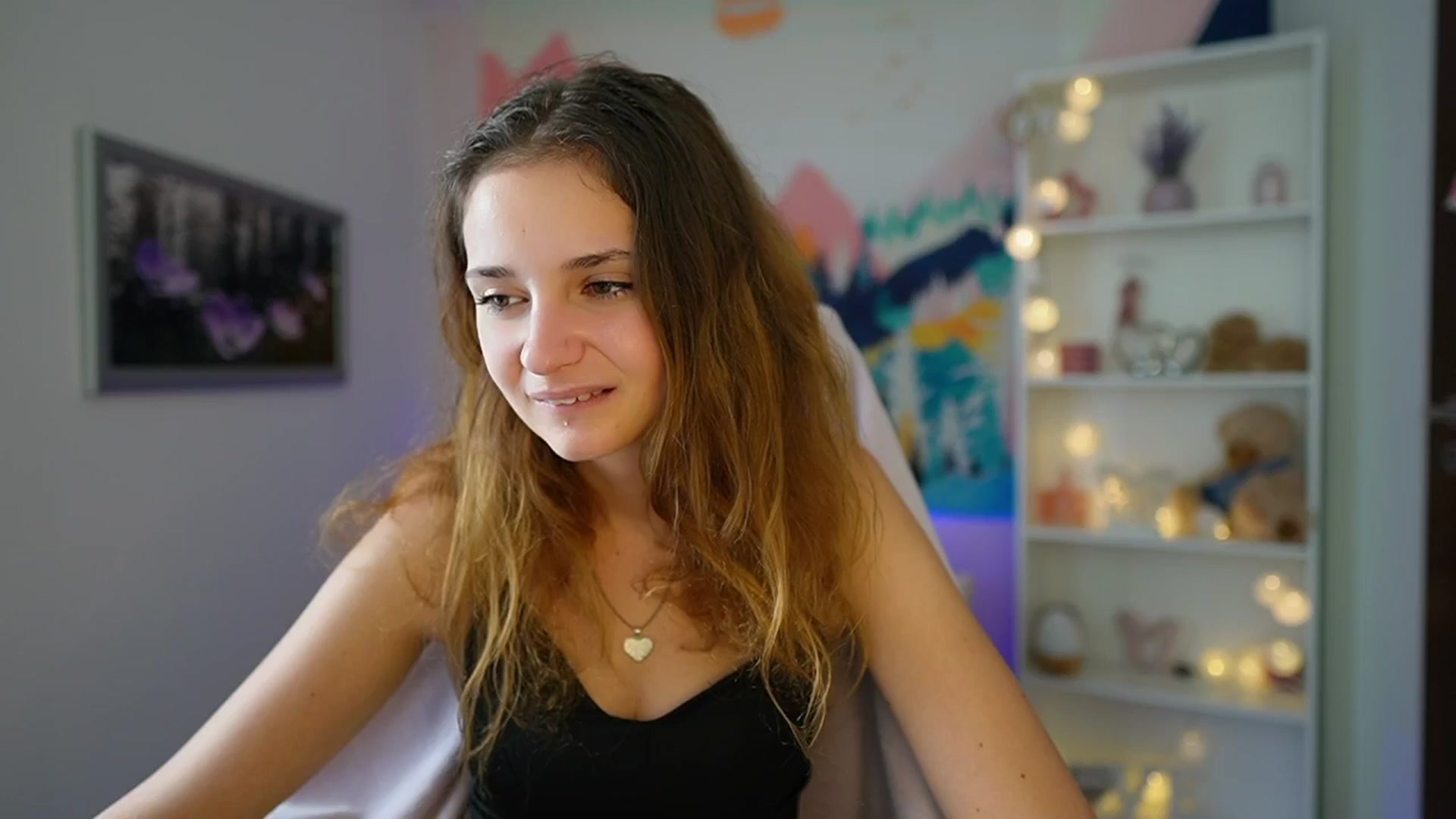 Gallery image thumbnail from Vina_Sky's myfreecams stream on, 08/18/2024, 16:40 image 10 of 20