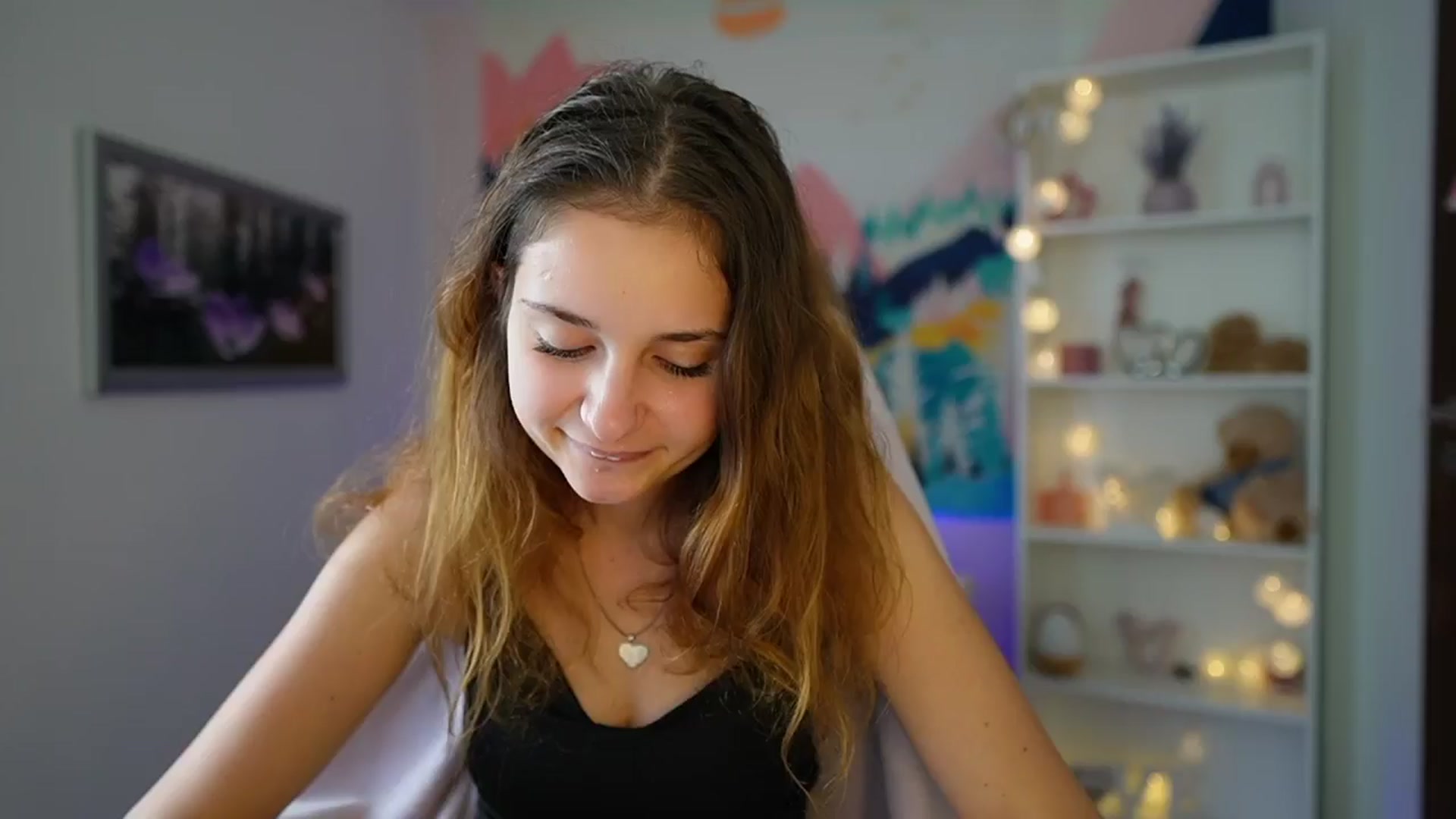 Gallery image thumbnail from Vina_Sky's myfreecams stream on, 08/18/2024, 16:40 image 7 of 20