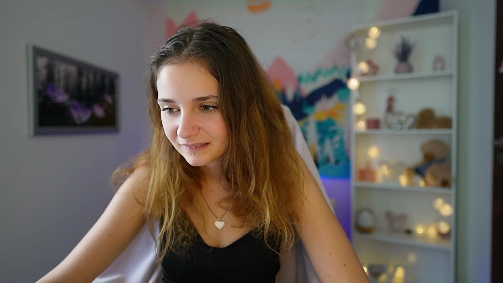 Gallery image thumbnail from Vina_Sky's myfreecams stream on, 08/18/2024, 16:40 image 6 of 20