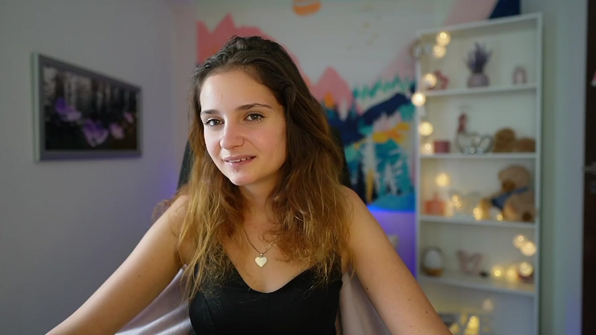 Gallery image thumbnail from Vina_Sky's myfreecams stream on, 08/18/2024, 16:40 image 16 of 20
