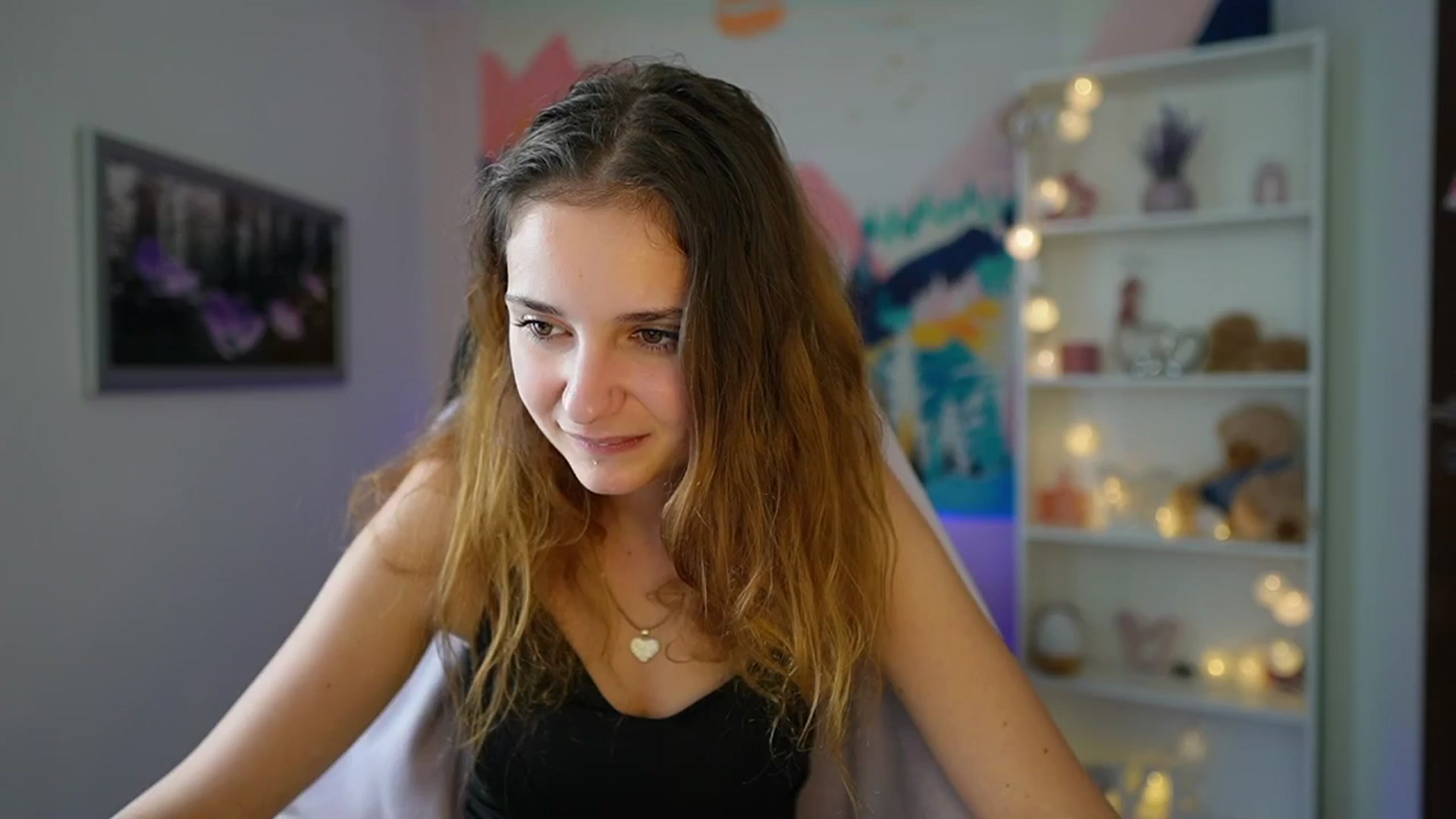 Gallery image thumbnail from Vina_Sky's myfreecams stream on, 08/18/2024, 16:40 image 3 of 20