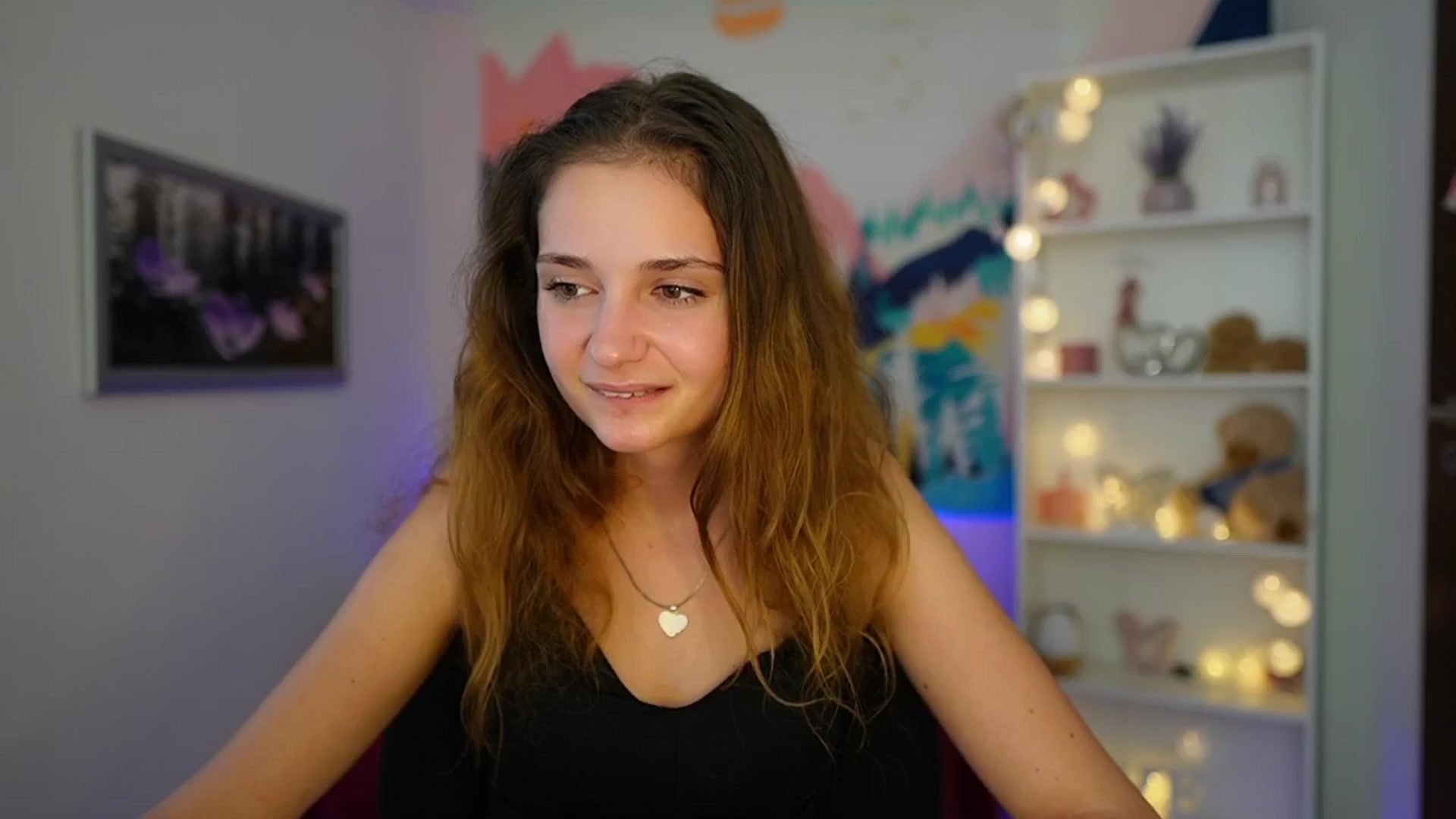 Gallery image thumbnail from Vina_Sky's myfreecams stream on, 08/18/2024, 18:06 image 12 of 20
