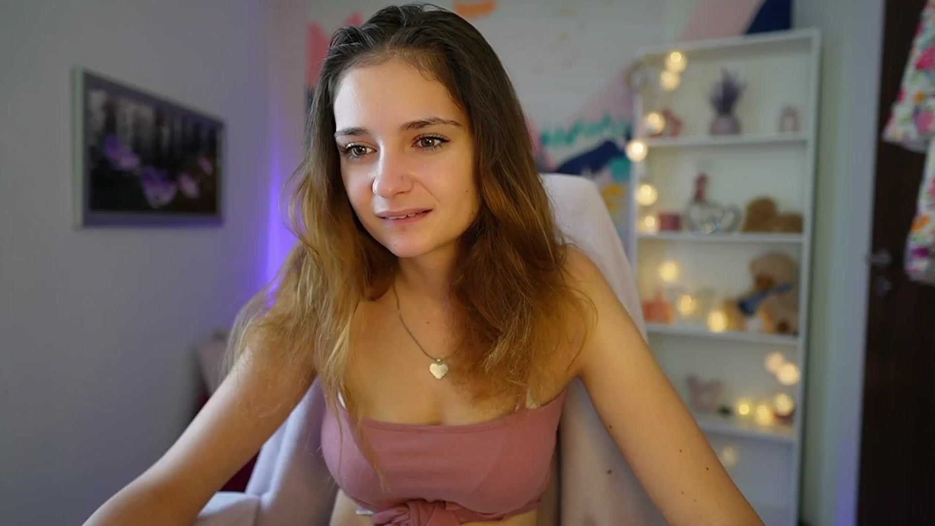 Gallery image thumbnail from Vina_Sky's myfreecams stream on, 08/27/2024, 10:00 image 7 of 20