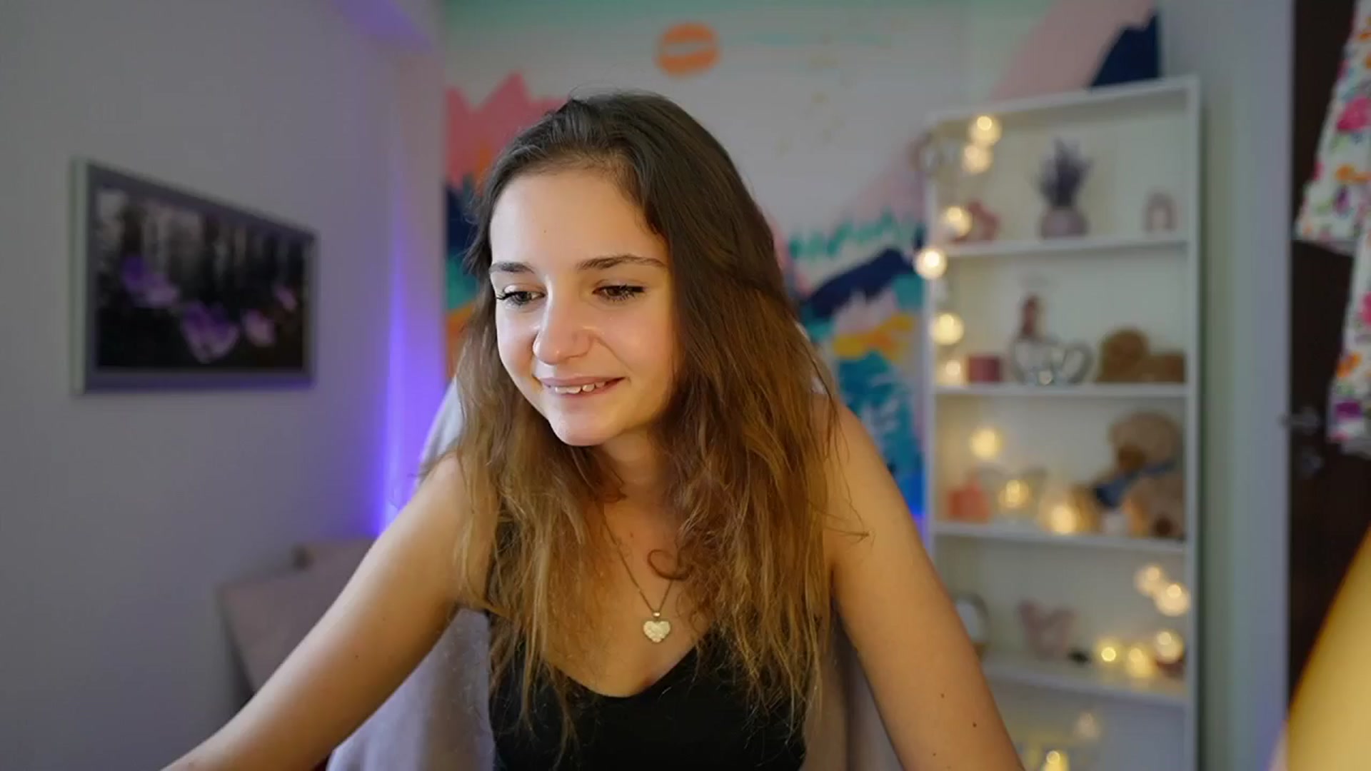 Gallery image thumbnail from Vina_Sky's myfreecams stream on, 08/28/2024, 12:33 image 19 of 20