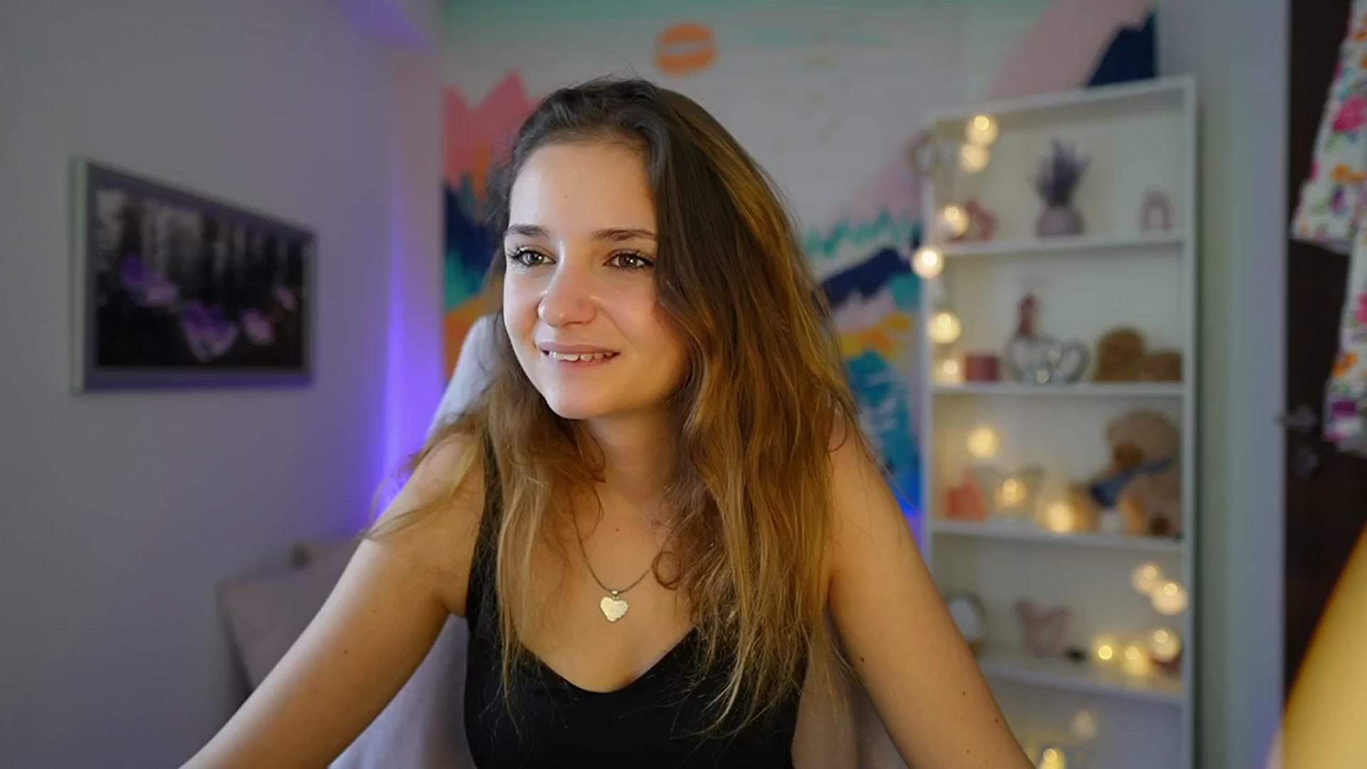 Gallery image thumbnail from Vina_Sky's myfreecams stream on, 08/28/2024, 12:33 image 15 of 20