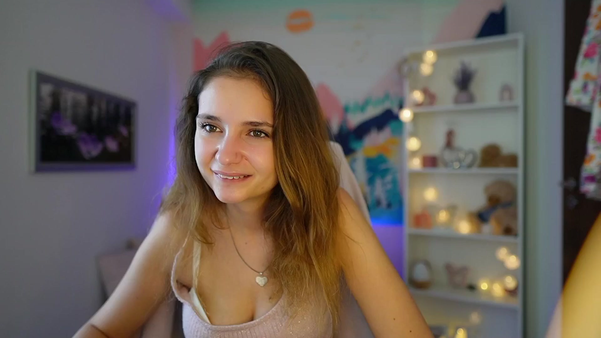 Gallery image thumbnail from Vina_Sky's myfreecams stream on, 08/29/2024, 10:38 image 1 of 20