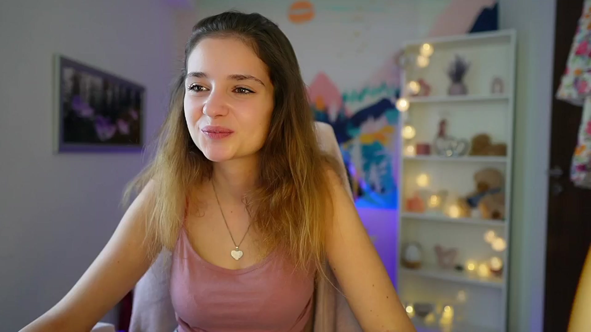 Gallery image thumbnail from Vina_Sky's myfreecams stream on, 09/03/2024, 10:19 image 7 of 20