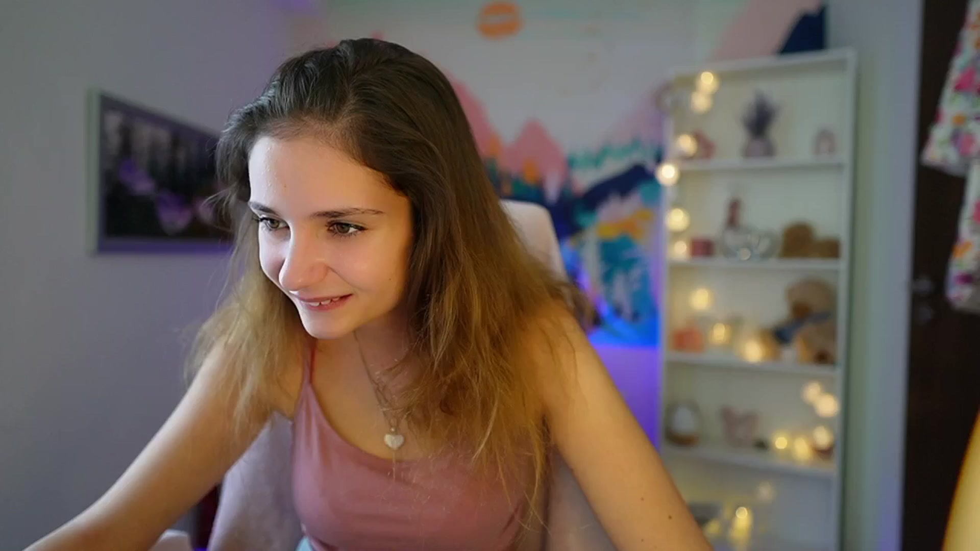Gallery image thumbnail from Vina_Sky's myfreecams stream on, 09/03/2024, 10:19 image 6 of 20