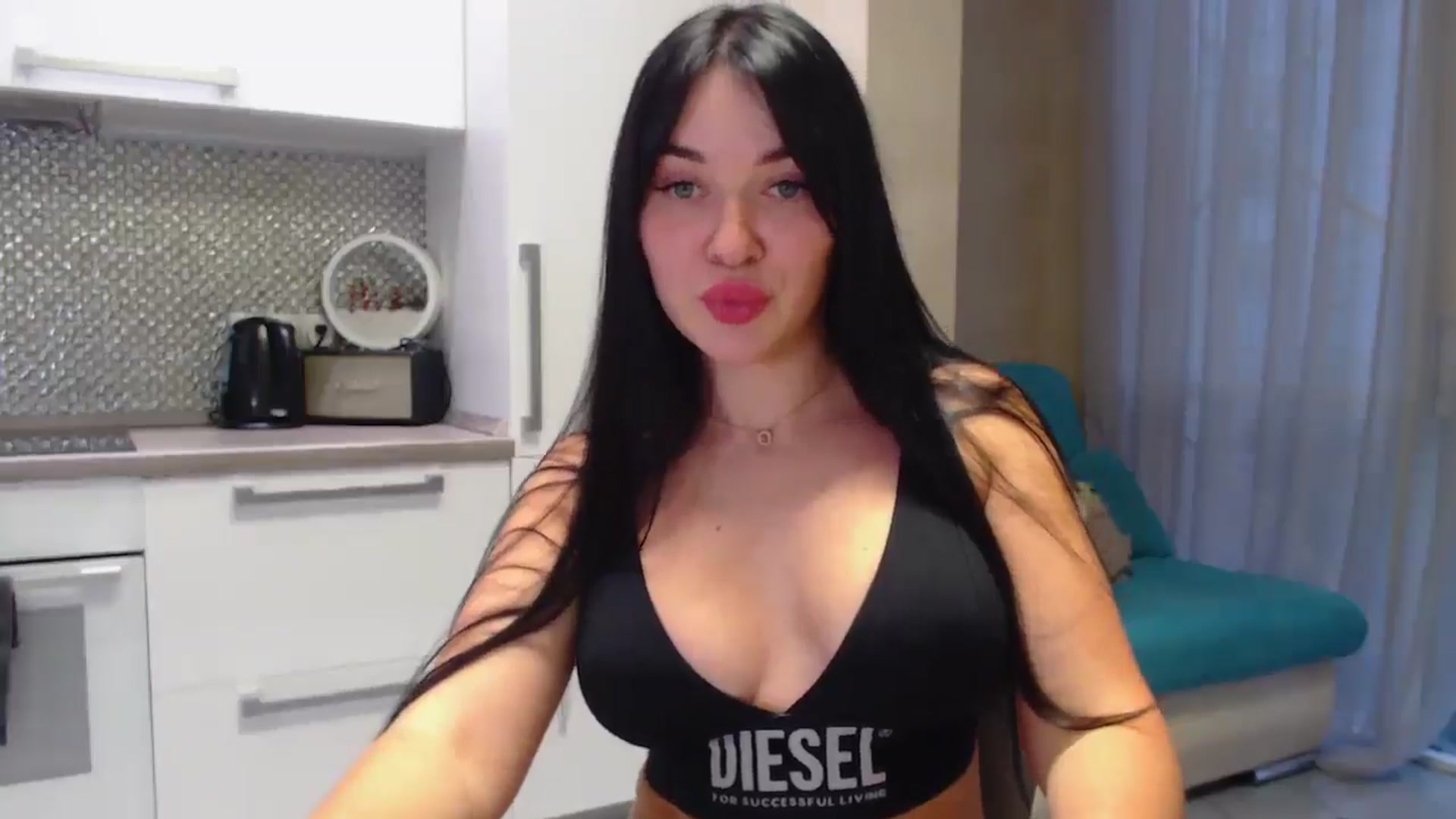 Gallery image thumbnail from VinkiPinki's myfreecams stream on, 12/24/2024, 14:15 image 15 of 20