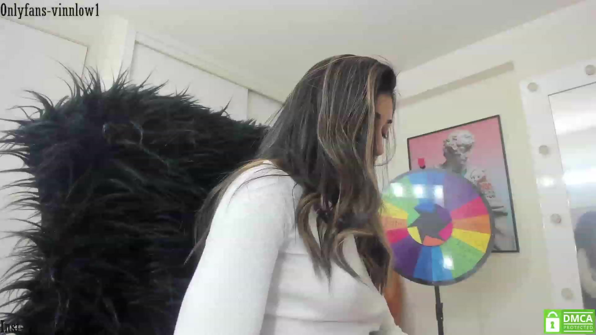 Gallery image thumbnail from Vinnlow's myfreecams stream on, 12/02/2022, 24:00 image 18 of 20