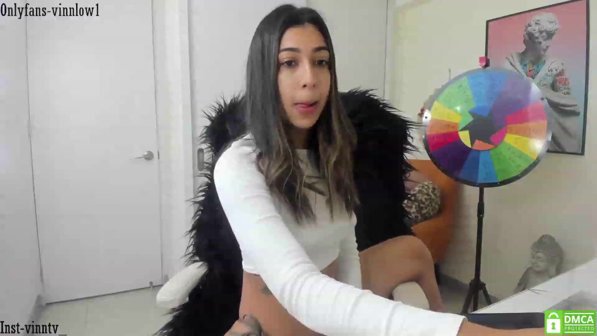 Gallery image thumbnail from Vinnlow's myfreecams stream on, 12/02/2022, 24:53 image 8 of 20