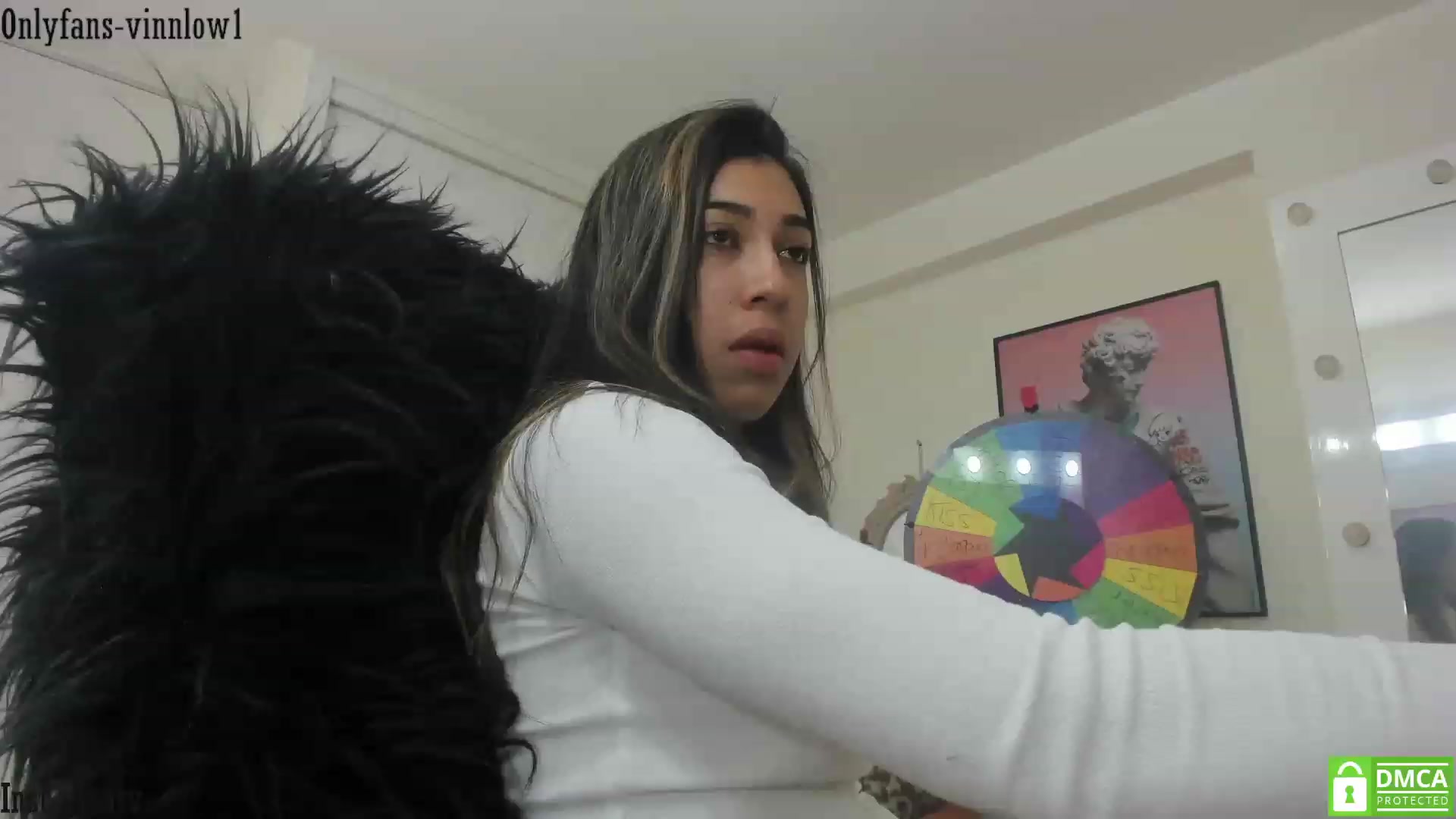 Gallery image thumbnail from Vinnlow's myfreecams stream on, 12/02/2022, 24:53 image 12 of 20