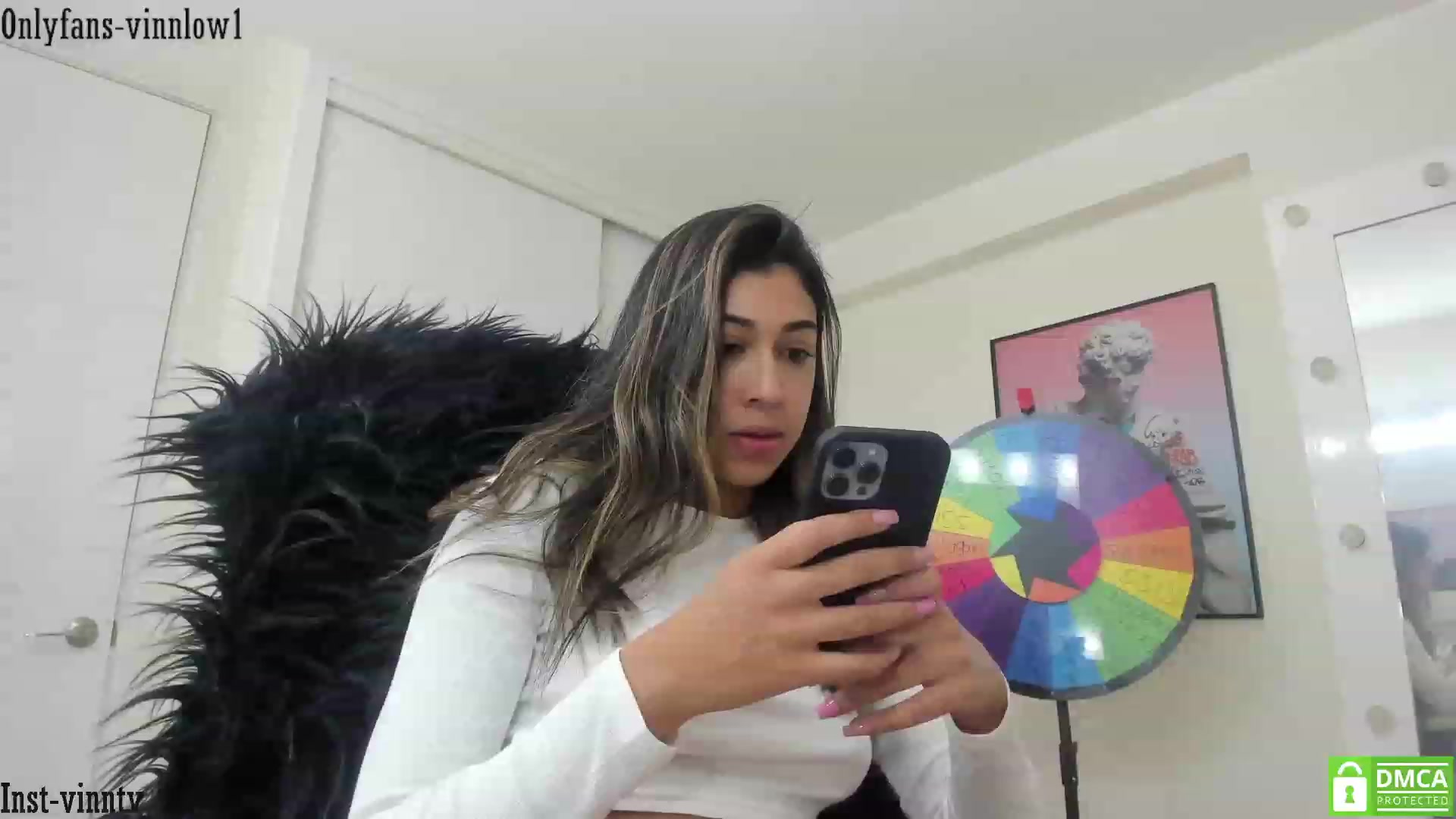 Gallery image thumbnail from Vinnlow's myfreecams stream on, 12/02/2022, 24:53 image 15 of 20