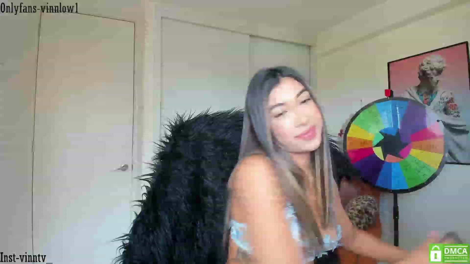 Gallery image thumbnail from Vinnlow's myfreecams stream on, 12/02/2022, 21:25 image 17 of 20