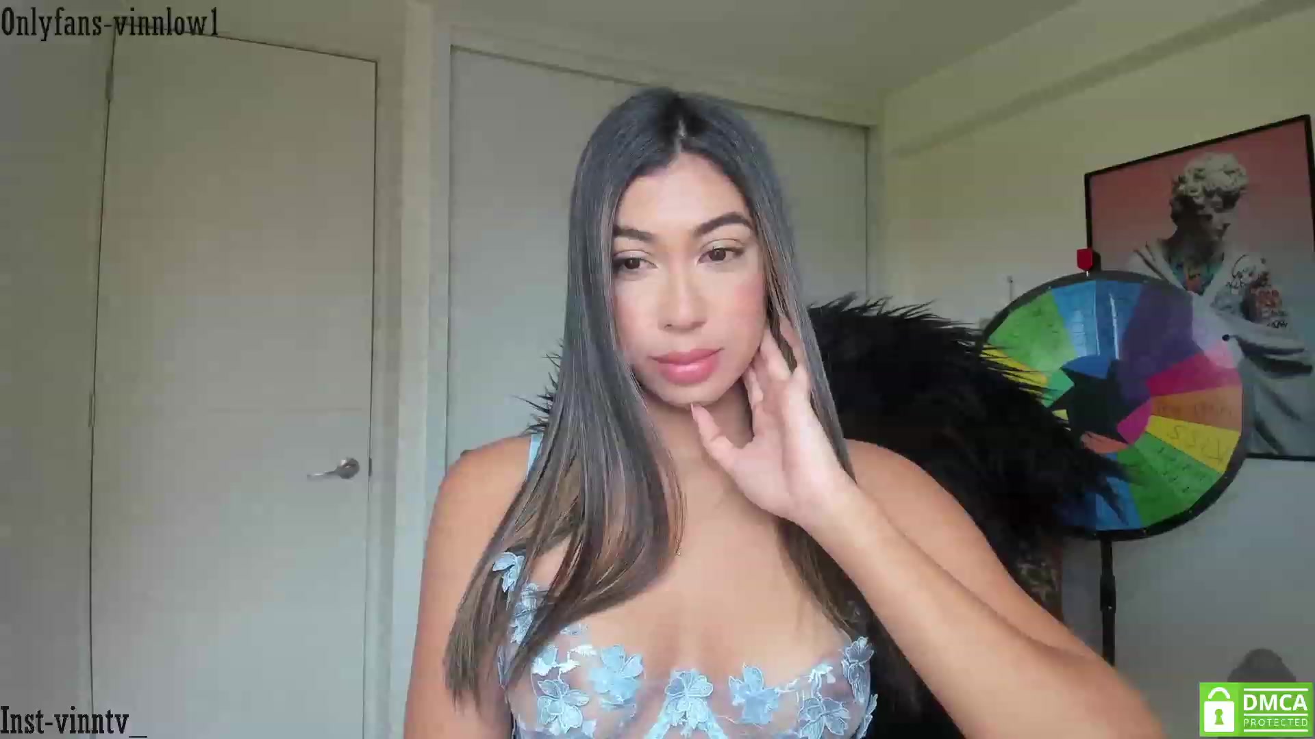 Gallery image thumbnail from Vinnlow's myfreecams stream on, 12/02/2022, 21:25 image 15 of 20