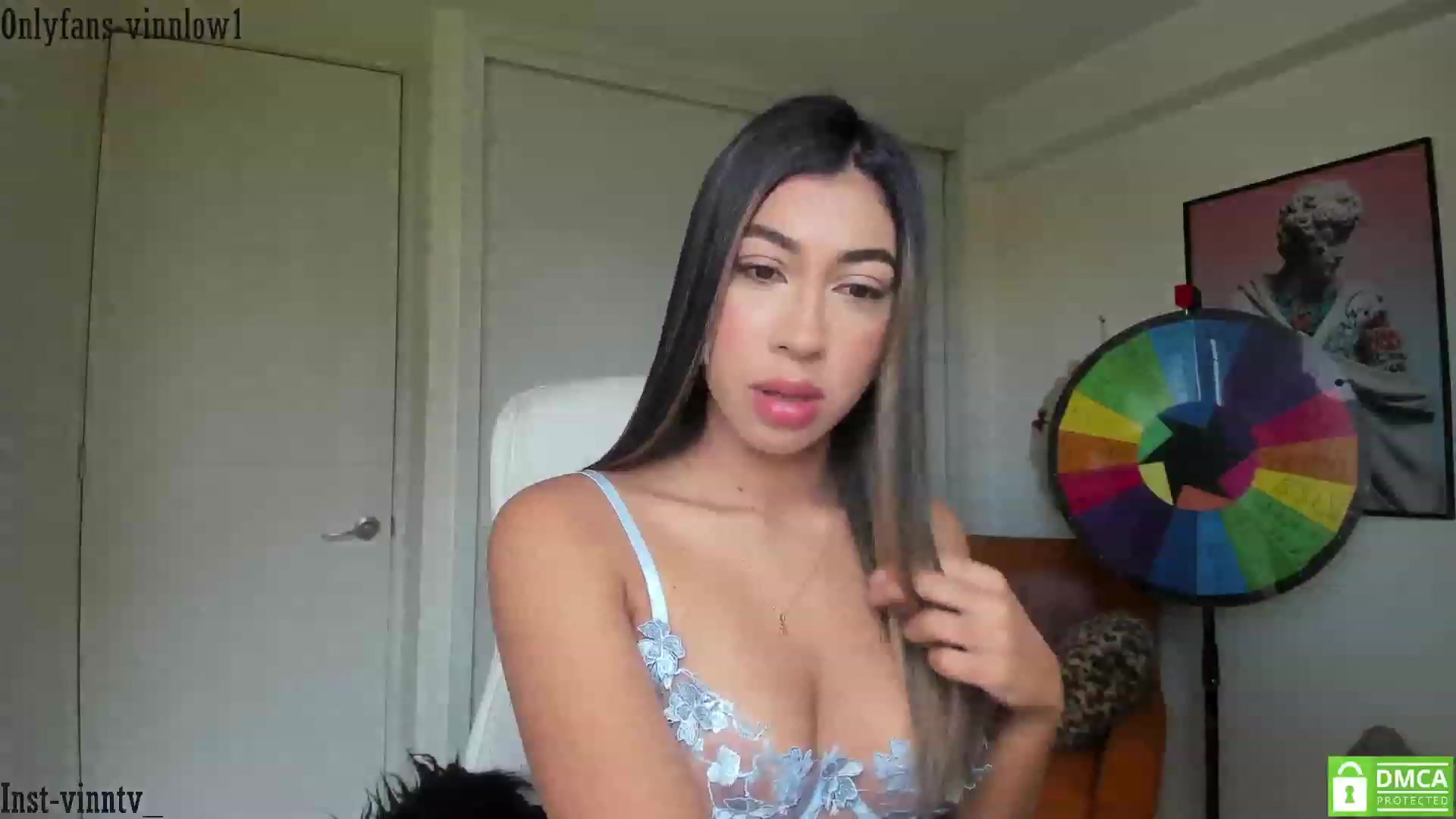 Gallery image thumbnail from Vinnlow's myfreecams stream on, 12/02/2022, 21:25 image 8 of 20