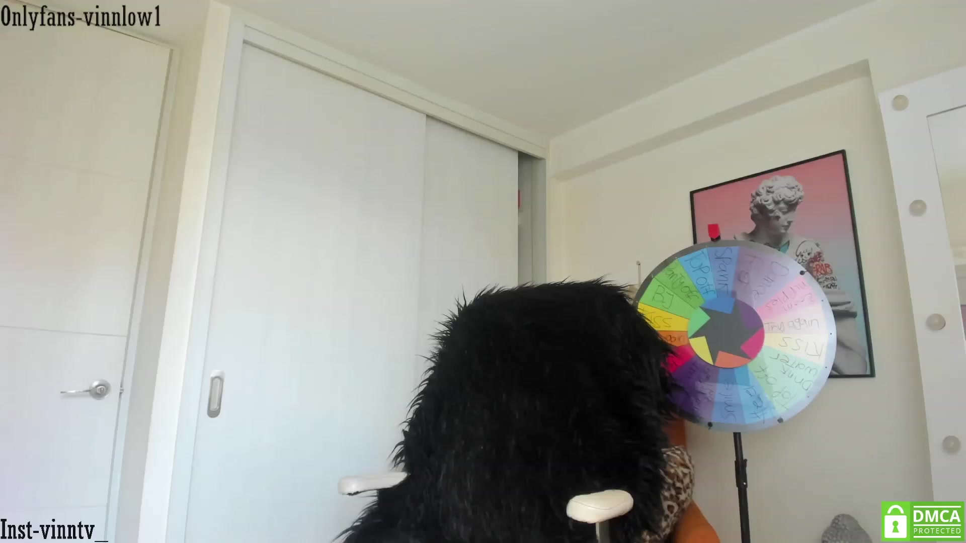 Gallery image thumbnail from Vinnlow's myfreecams stream on, 12/03/2022, 21:03 image 9 of 20