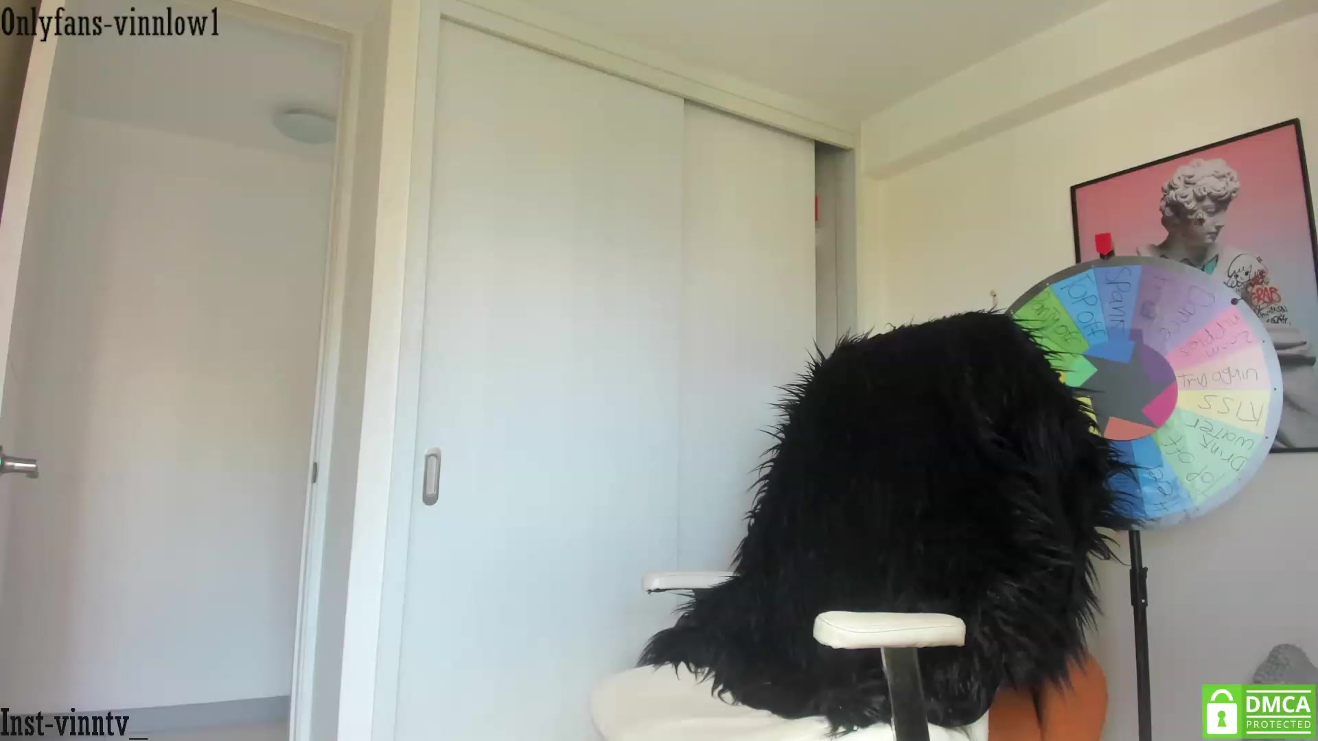 Gallery image thumbnail from Vinnlow's myfreecams stream on, 12/03/2022, 21:03 image 20 of 20