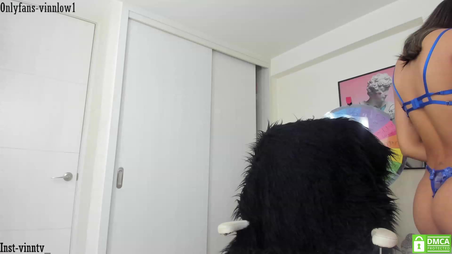 Gallery image thumbnail from Vinnlow's myfreecams stream on, 12/03/2022, 22:19 image 17 of 20