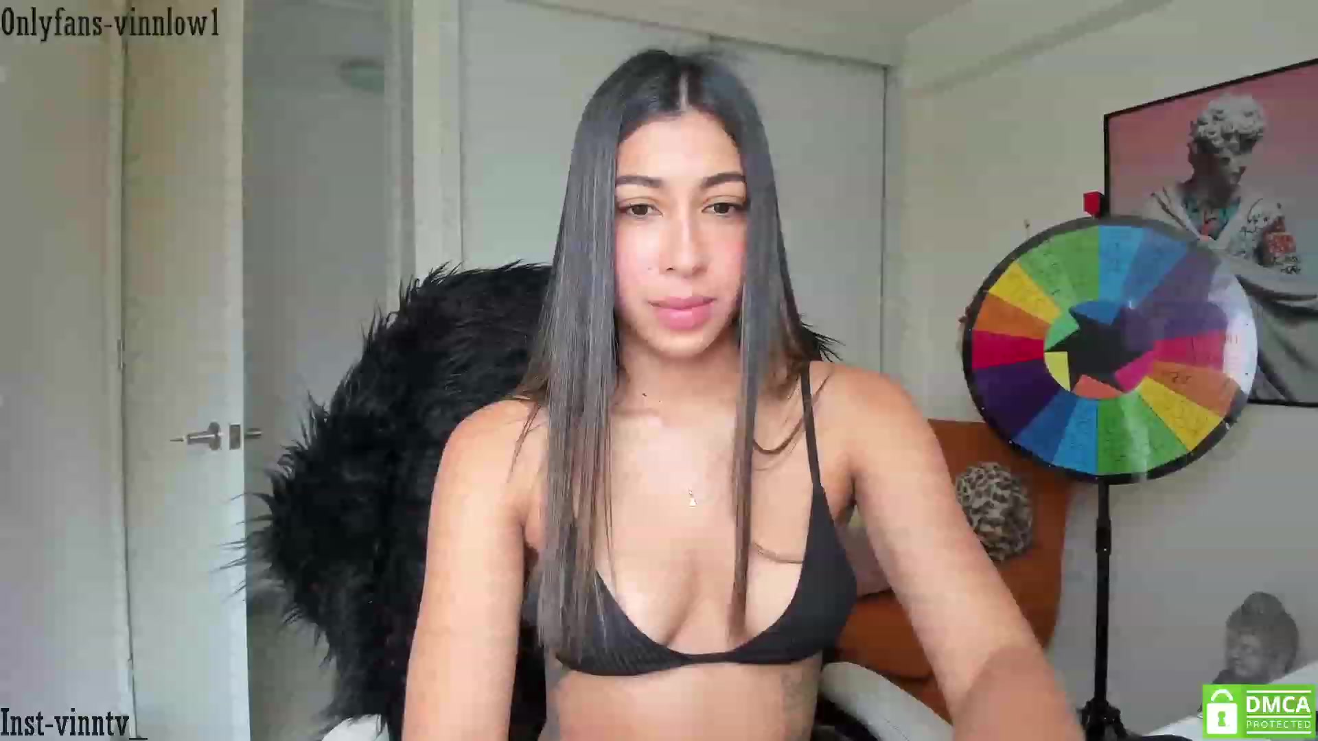 Gallery image thumbnail from Vinnlow's myfreecams stream on, 12/05/2022, 20:45 image 9 of 20