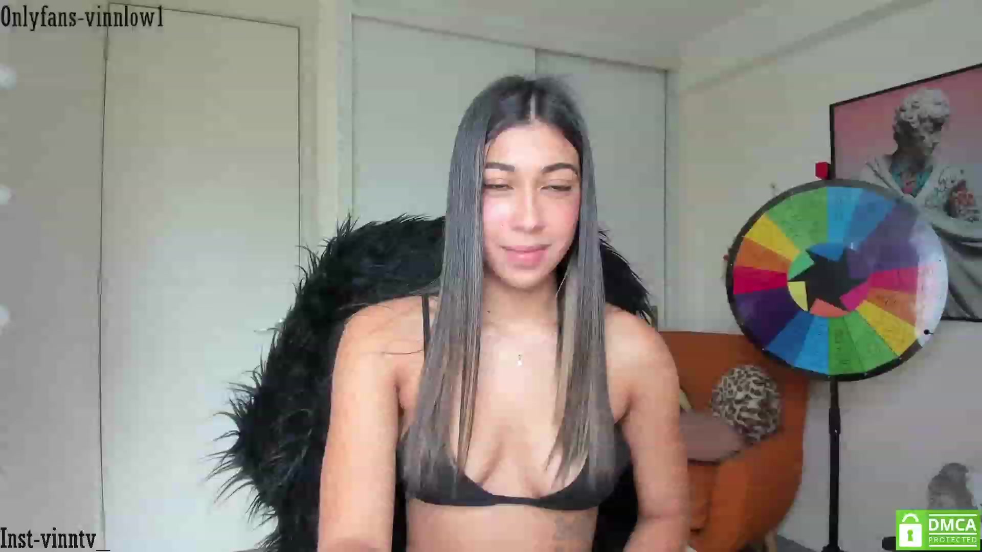 Gallery image thumbnail from Vinnlow's myfreecams stream on, 12/05/2022, 21:00 image 1 of 20