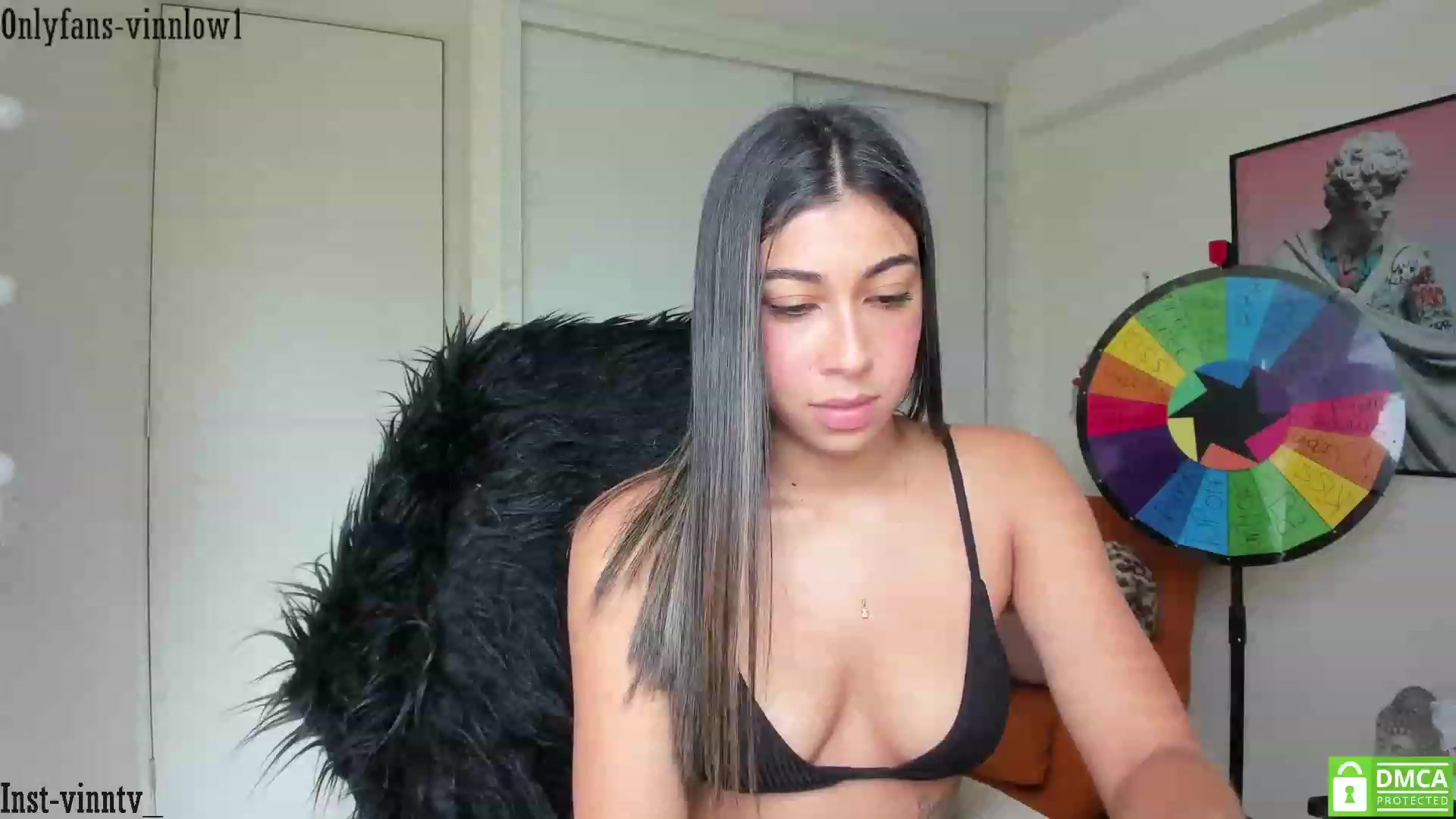 Gallery image thumbnail from Vinnlow's myfreecams stream on, 12/05/2022, 21:00 image 4 of 20