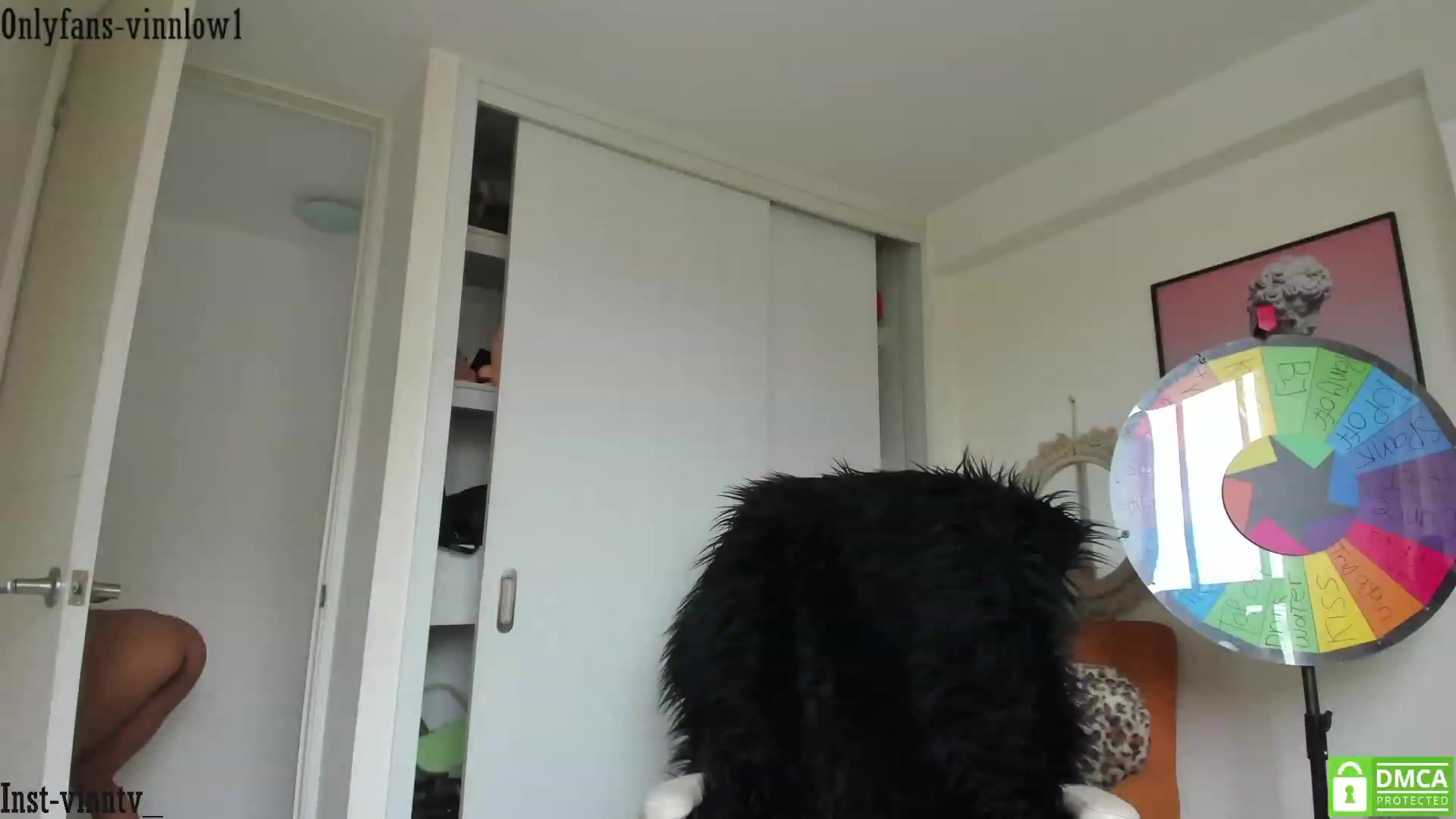 Gallery image thumbnail from Vinnlow's myfreecams stream on, 12/24/2022, 14:23 image 17 of 20