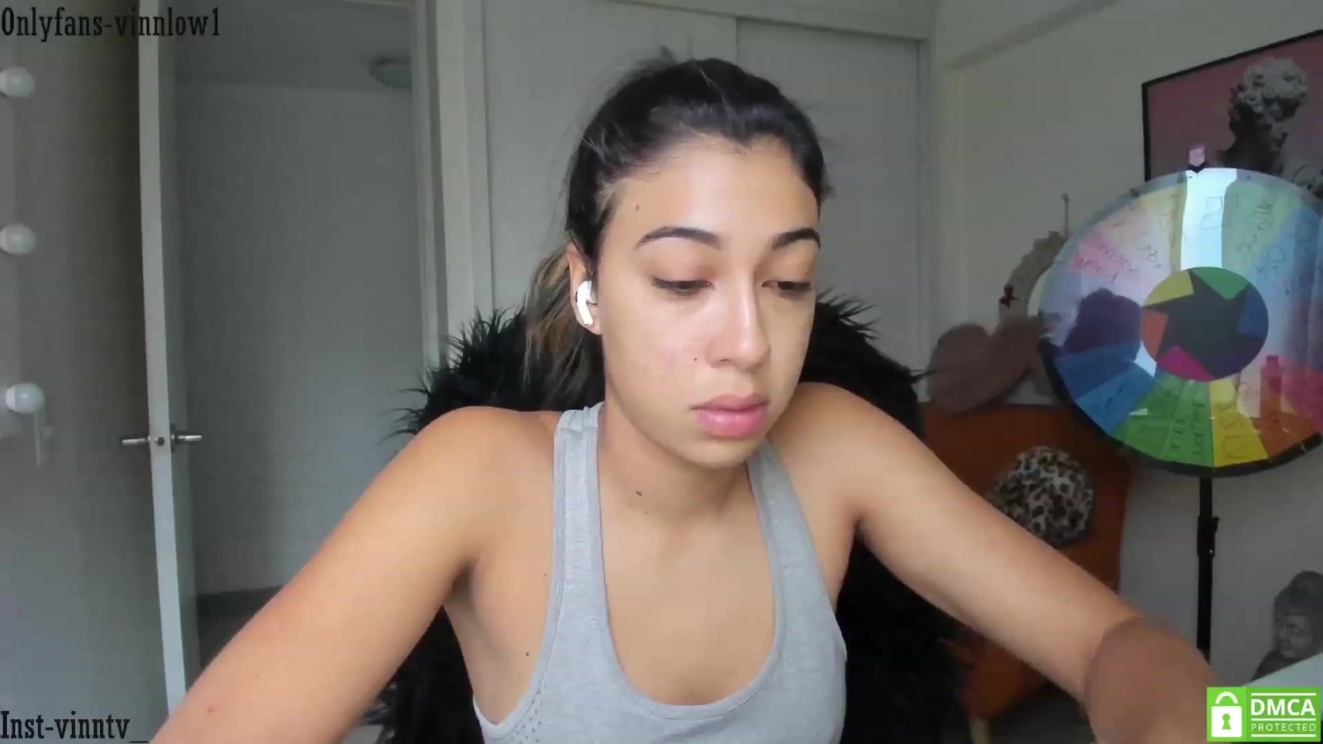 Gallery image thumbnail from Vinnlow's myfreecams stream on, 12/26/2022, 22:57 image 1 of 20