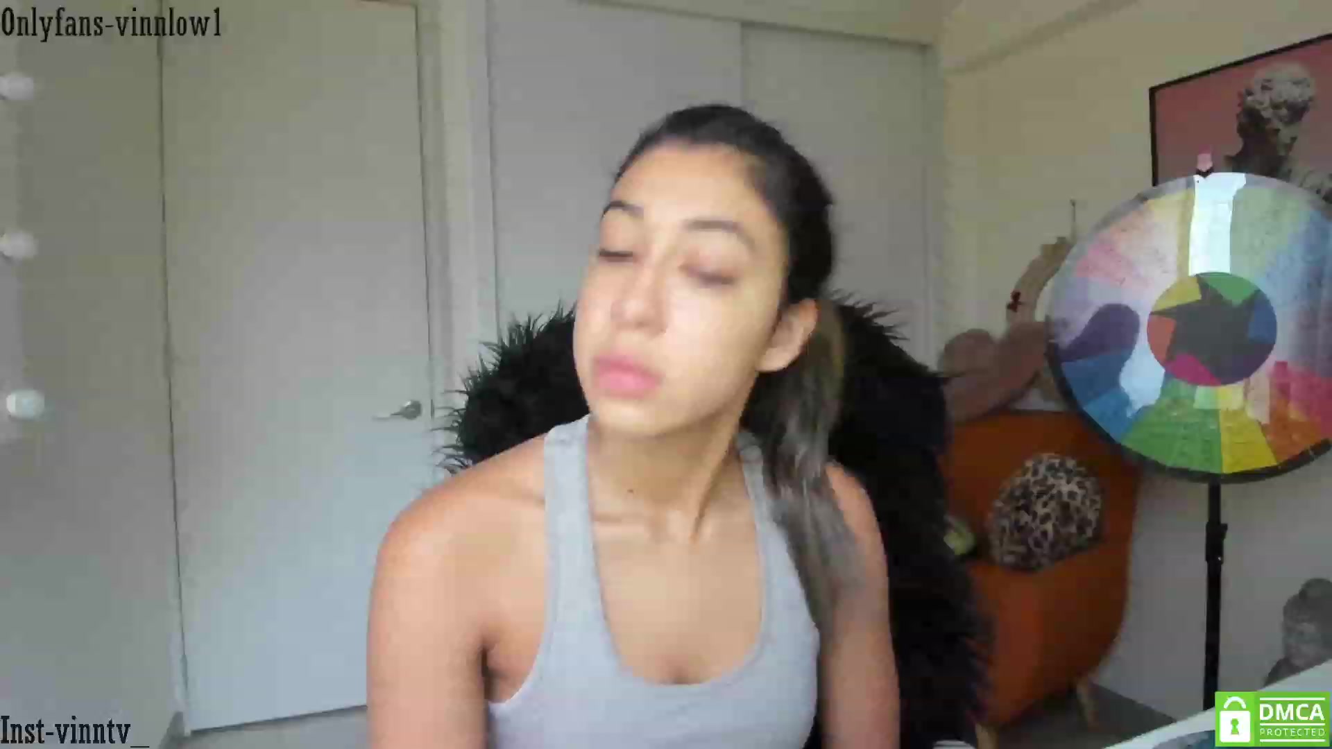 Gallery image thumbnail from Vinnlow's myfreecams stream on, 12/26/2022, 22:57 image 5 of 20