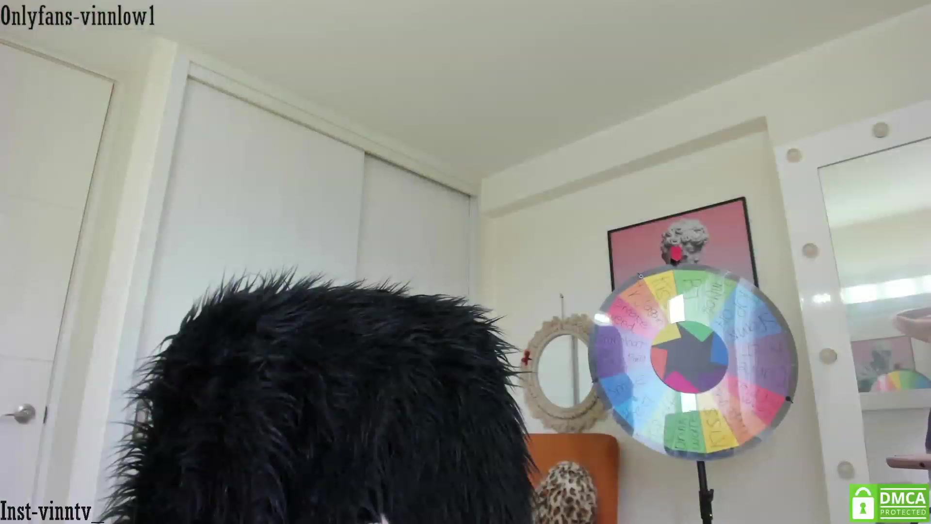 Gallery image thumbnail from Vinnlow's myfreecams stream on, 01/01/2023, 20:04 image 14 of 20
